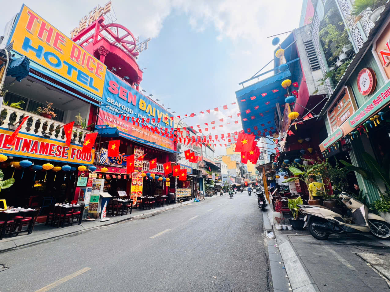 CHỦ 1 ĐỜI XƯA BÁN NHÀ 2 TẦNG MẶT TIỀN HXH Đ.BÙI VIỆN, P.PHẠM NGŨ LÃO, QUẬN 1- DT 63M2 NGANG LỚN 15999090