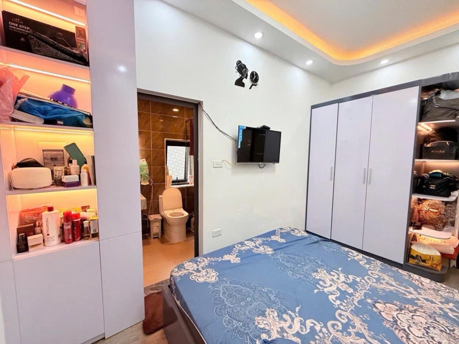 [BÁN NHÀ QUẬN TÂY HỒ] - 5 TẦNG DÂN XÂY - CÓ KHE THANG MÁY - KINH DOANH TỐT 15999096