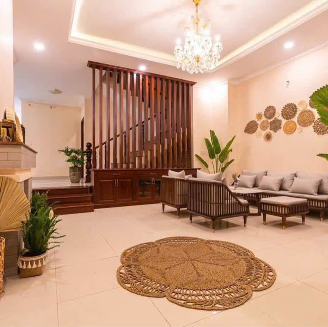 Cho thuê Villa 6 phòng Golf Valley, phường 2, Đà Lạt 36 - 40  triệu/tháng 15999111