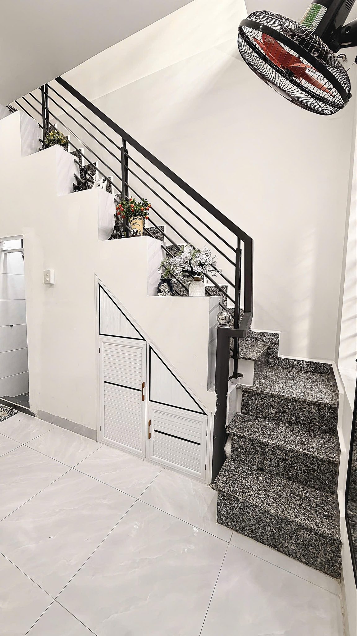 BÁN CĂN GÓC 2 TẦNG NHỎ XINH TTTP GẦN CHỢ VCN PHƯỚC HẢI 15999117