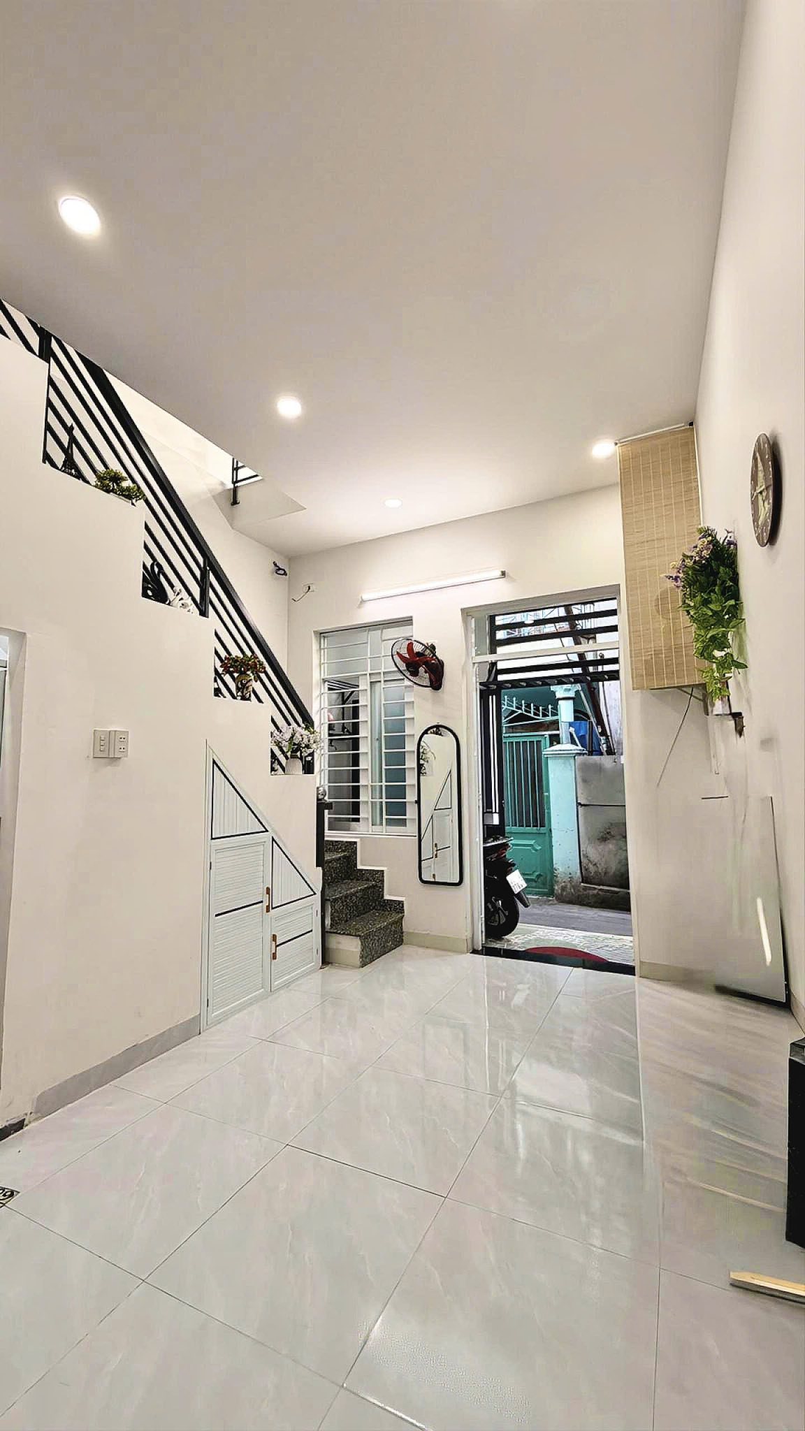 BÁN CĂN GÓC 2 TẦNG NHỎ XINH TTTP GẦN CHỢ VCN PHƯỚC HẢI 15999117