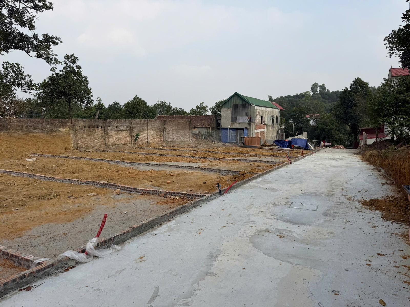 cần bán đất tiên du ô tô 7 chỗ giá rẻ 1.7 tỷ xíu 15999120