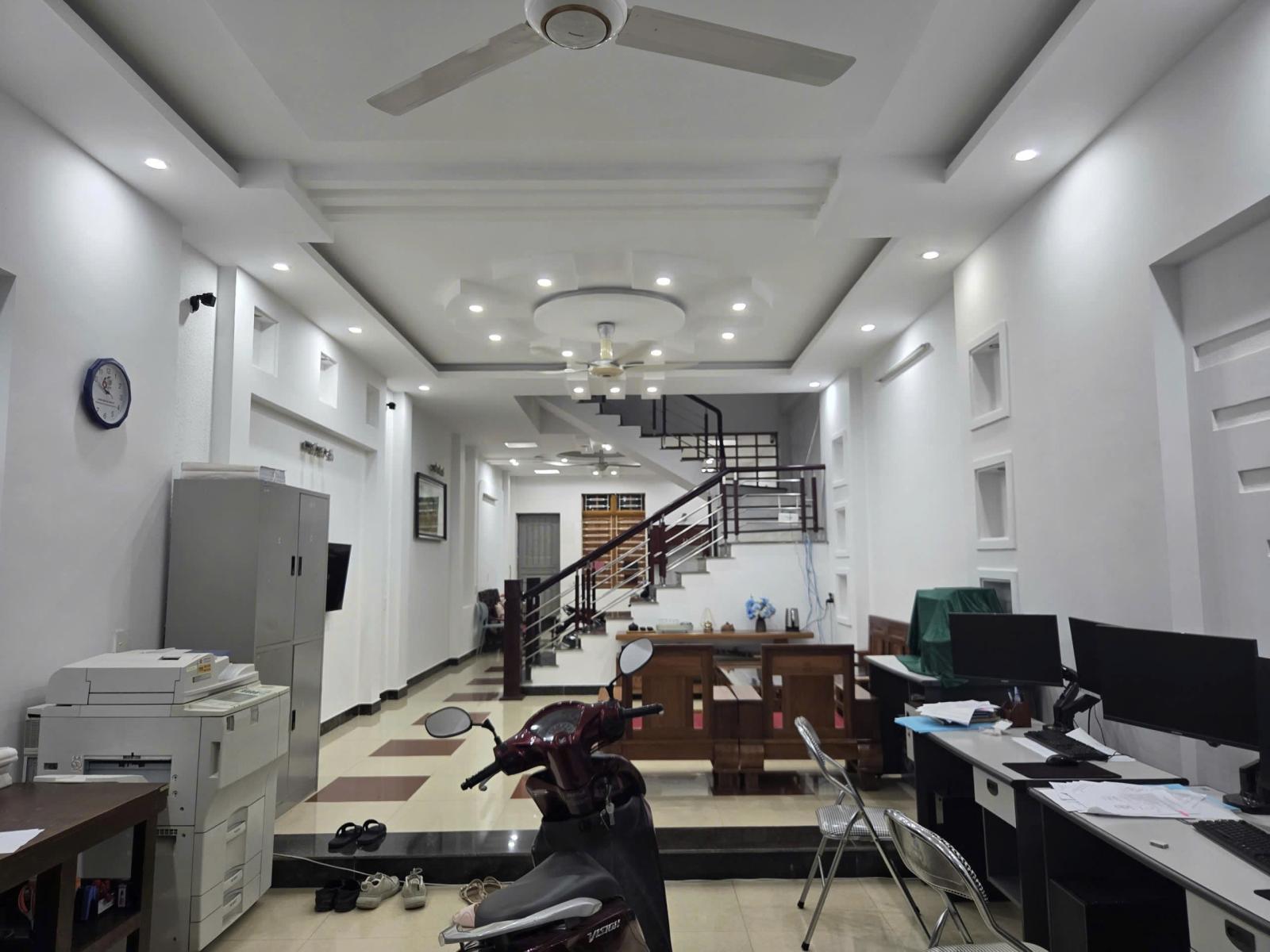 BÁN NHÀ 3 TẦNG – VỊ TRÍ ĐẸP PHỐ PHAN KẾ BÍNH, CAM ĐƯỜNG, TỈNH LÀO CAI – GIÁ TỐT CHỈ 3,9 TỶ 15999155