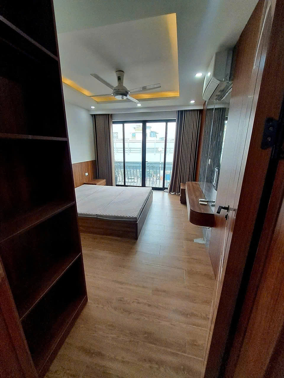 CHO THUÊ CĂN HỘ 2N1K 70M2 TẠI MINH KHAI, HAI BÀ TRƯNG, HÀ NỘI GIÁ 11TR 15999162