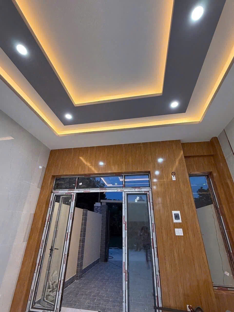 Cần Bán 1 Căn Nhà Duy Nhất - Nằm Trên Đường Lê Duẩn, Long Hải - Gần biển, chợ, trường học 15999166
