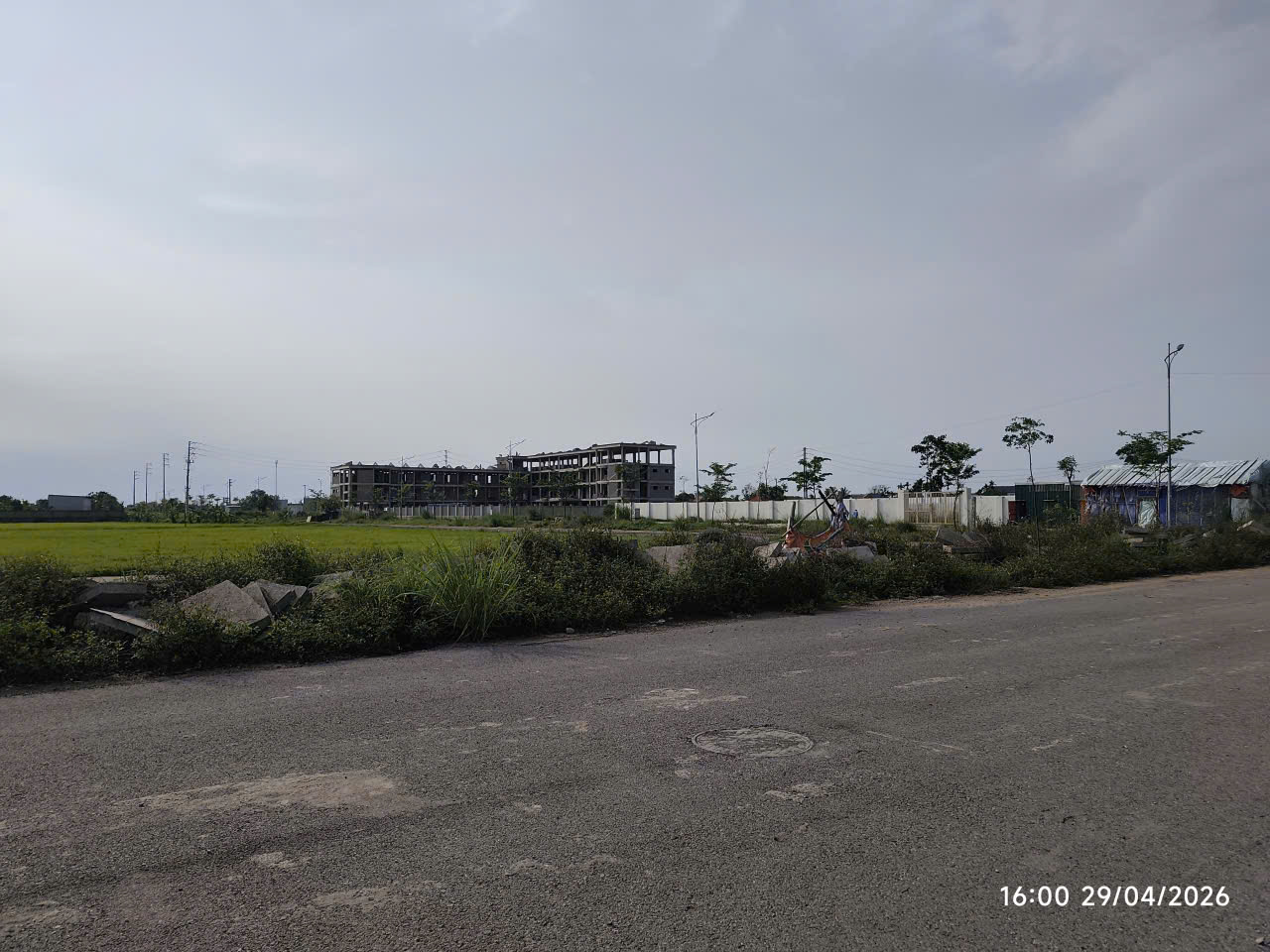 Bán lô đất 120m2  ( mặt tiền 6m ) Tại Phường Đông Tiến – Thanh Hoá. 15999186