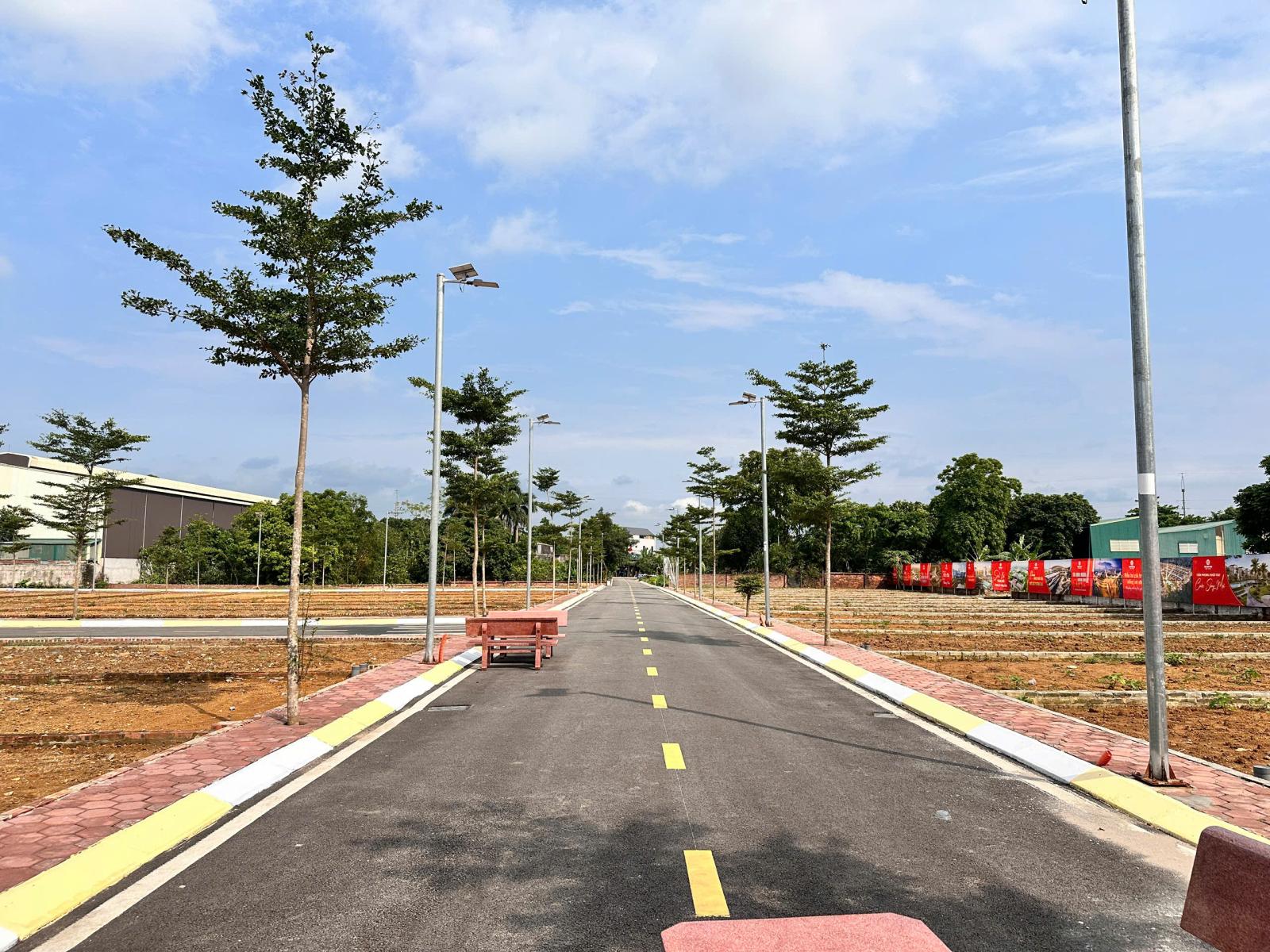 CHỦ CẦN BÁN GẤP LÔ GÓC SIÊU PHẨM TẠI TÁI ĐỊNH CƯ VAI RÉO SÁT NGÃ TƯ HOÀ LẠC 15999205