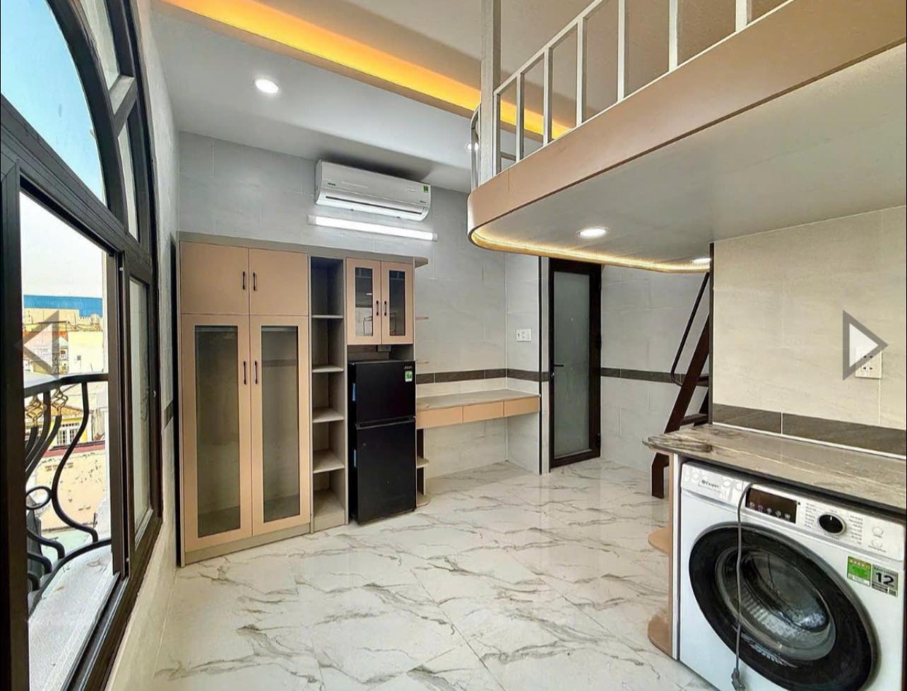 (Tin thật 100%) Bán tòa CHDV 192m2 x 37P tại Huỳnh Văn Nghệ - Dòng tiền 2,4 tỷ ~ 8,5%/năm 15999247