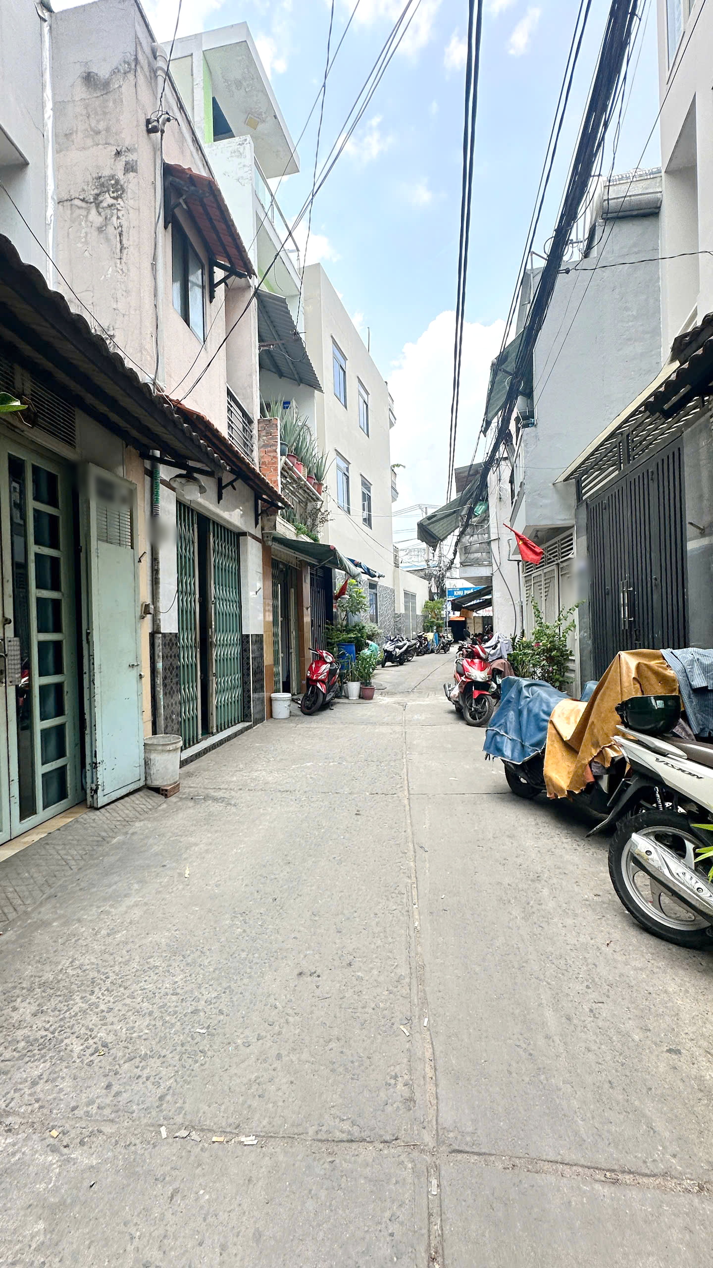 Nhà hẻm 4m ngay sát mặt tiền Dã Tượng P10Q8 P.Chánh Hưng 15999261
