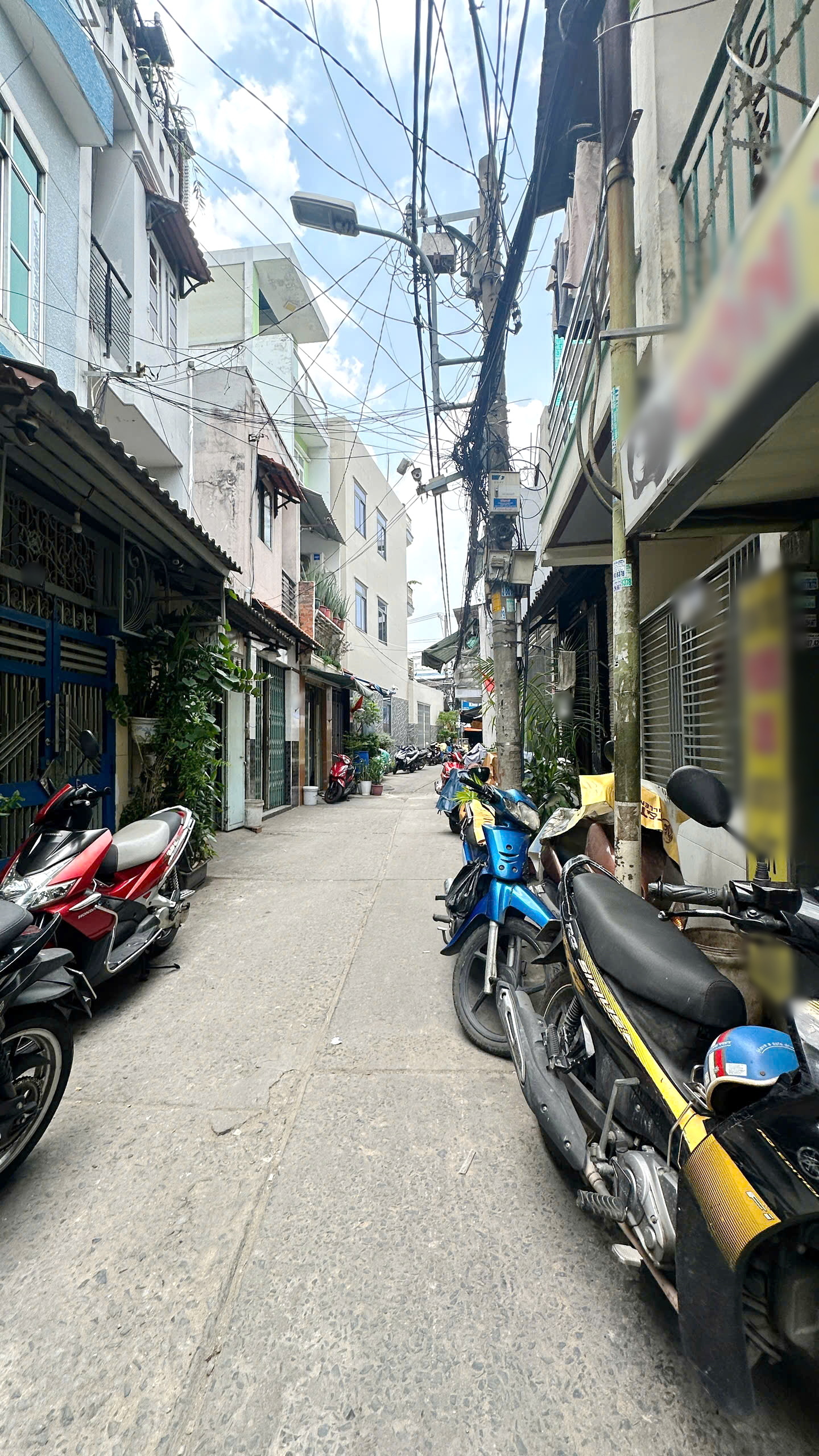 Nhà hẻm 4m ngay sát mặt tiền Dã Tượng P10Q8 P.Chánh Hưng 15999261