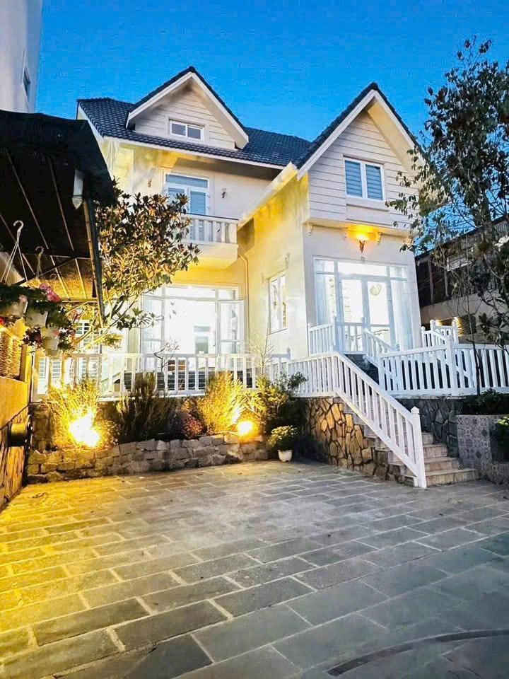 Cho thuê Villa 6 phòng Đống Đa phường 3 Đà Lạt giá 28 triệu 15999263