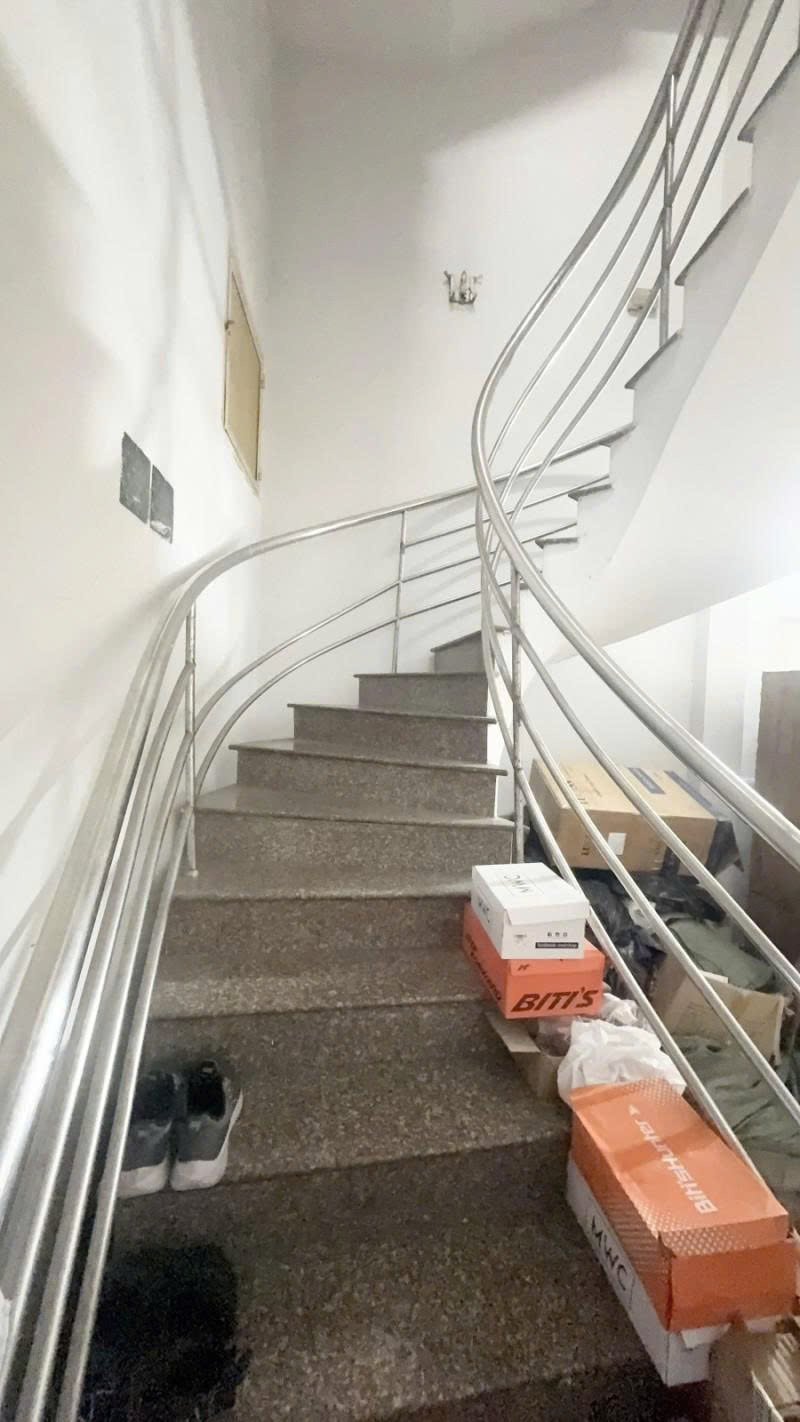 Bán nhà Mặt tiền Trịnh Lỗi - ngay Văn Cao, 500m Chợ Tân Hương, 4x21m, 4 Tầng, chỉ 9,9 tỷ. 15999327
