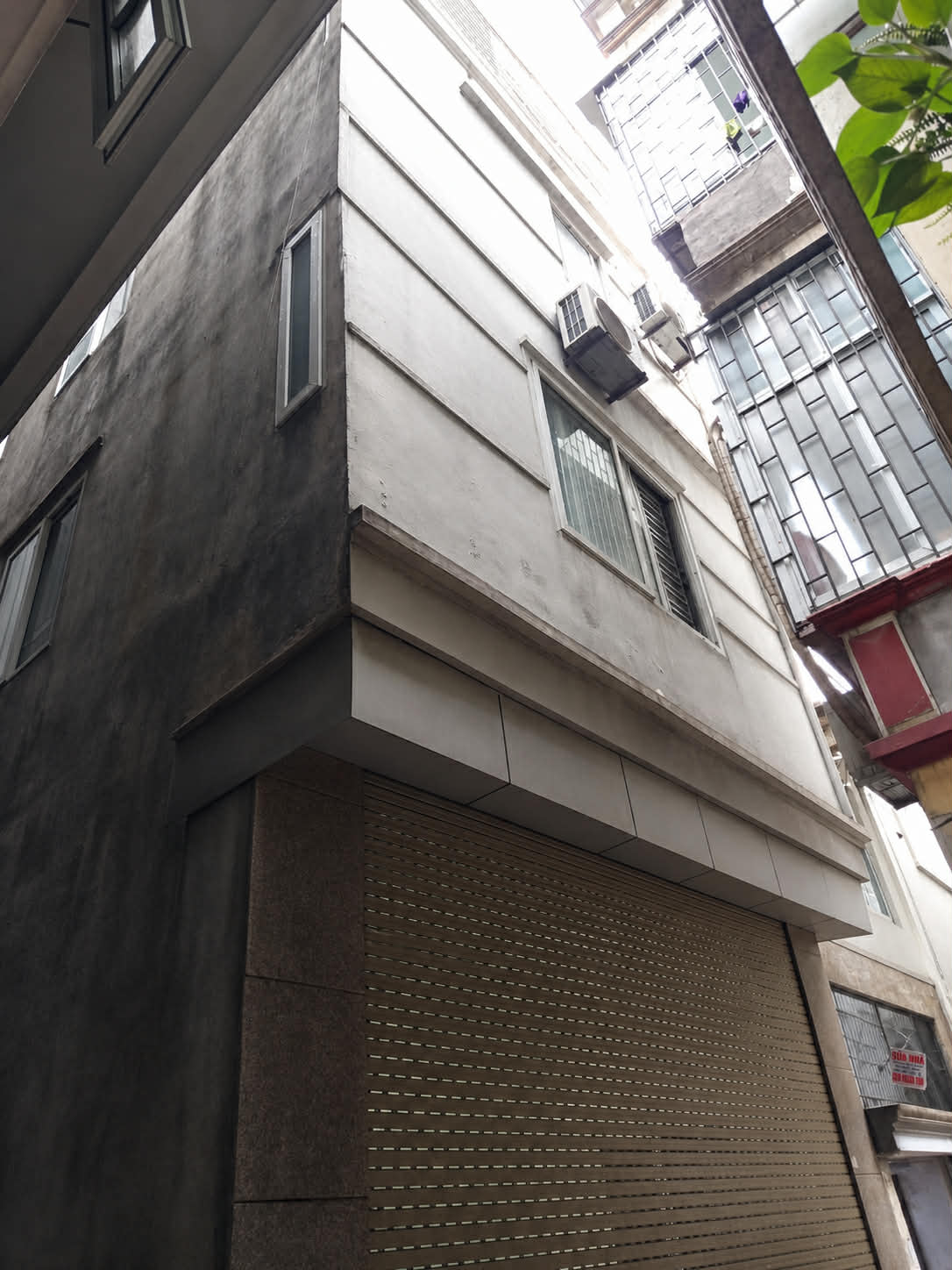 NHÀ MỚI LÔ GÓC - THÔNG THOÁNG ĐẸP KENG - TRUNG TÂM BA ĐÌNH - KINH DOANH HỢP LÝ - HƠN 8 TỶ

 15999329