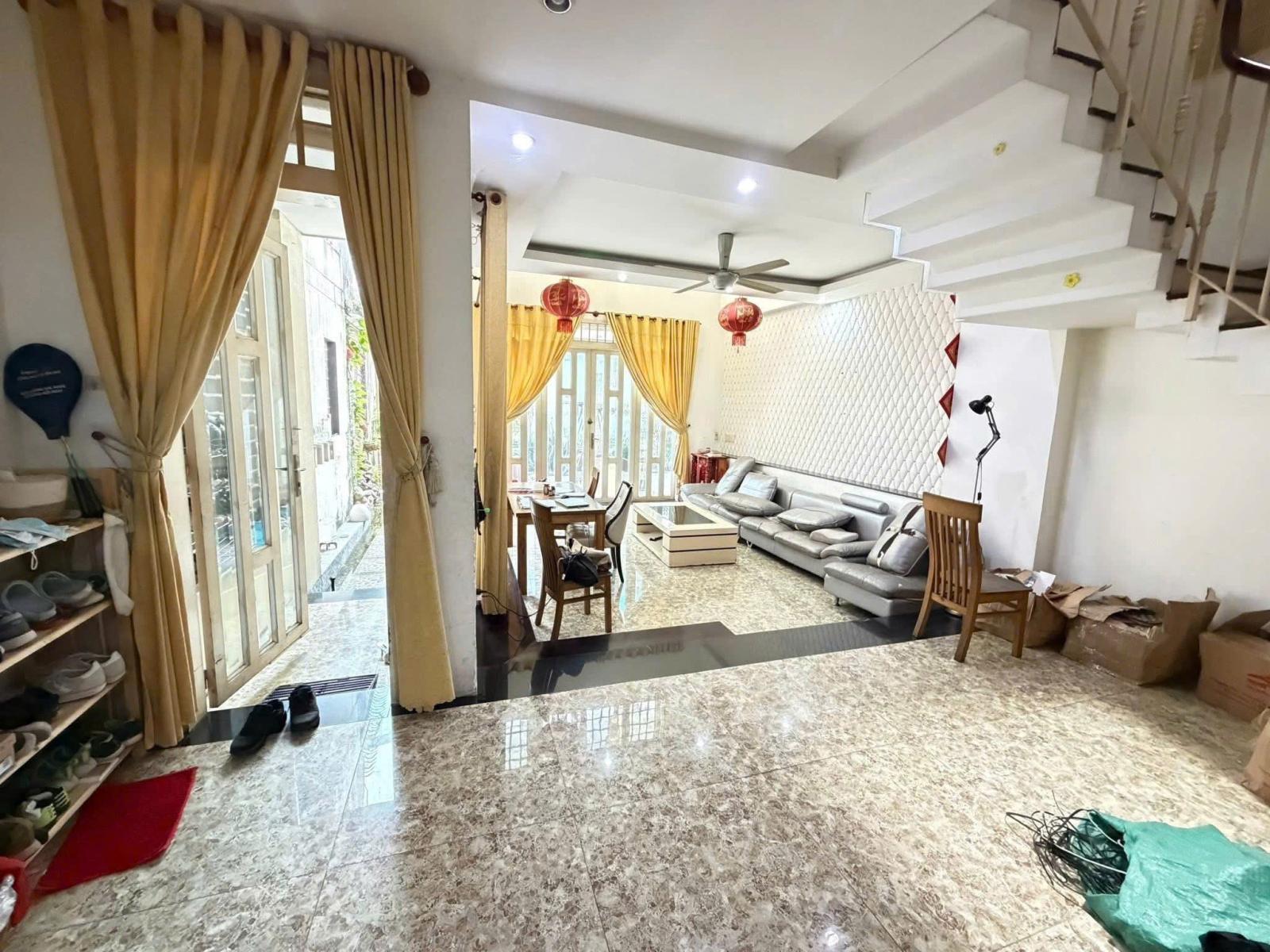 Bán nhà Biệt thự - Lê Hoàng Phái - ngay Nguyễn Oanh, 7x21m, 5 Tầng - 5PN, chỉ 12,5 Tỷ. 15999330