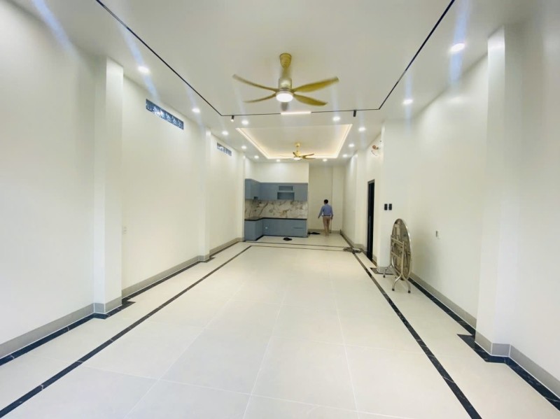 Bán nhà đường số 10, Phường Tam Bình, Thủ Đức,TP HCM. DT 100m2, 2 tầng. Giá 7.9 tỷ, SHR - 0933125879 15999408