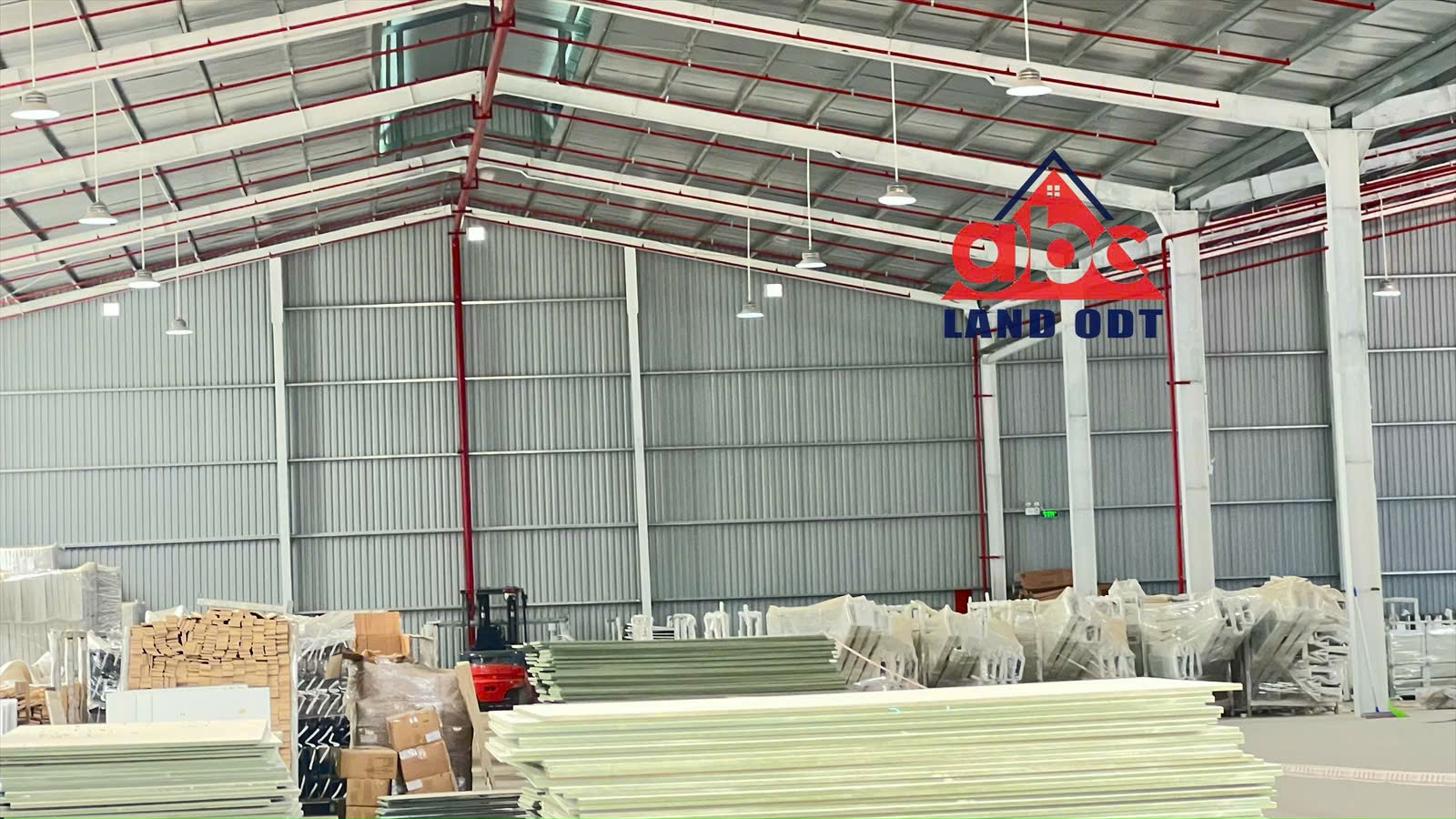 Nhà Xưởng sản xuất linh hoạt ngành nghề, kho lưu trữ, vận hành logistic. trống xưởng 15999414