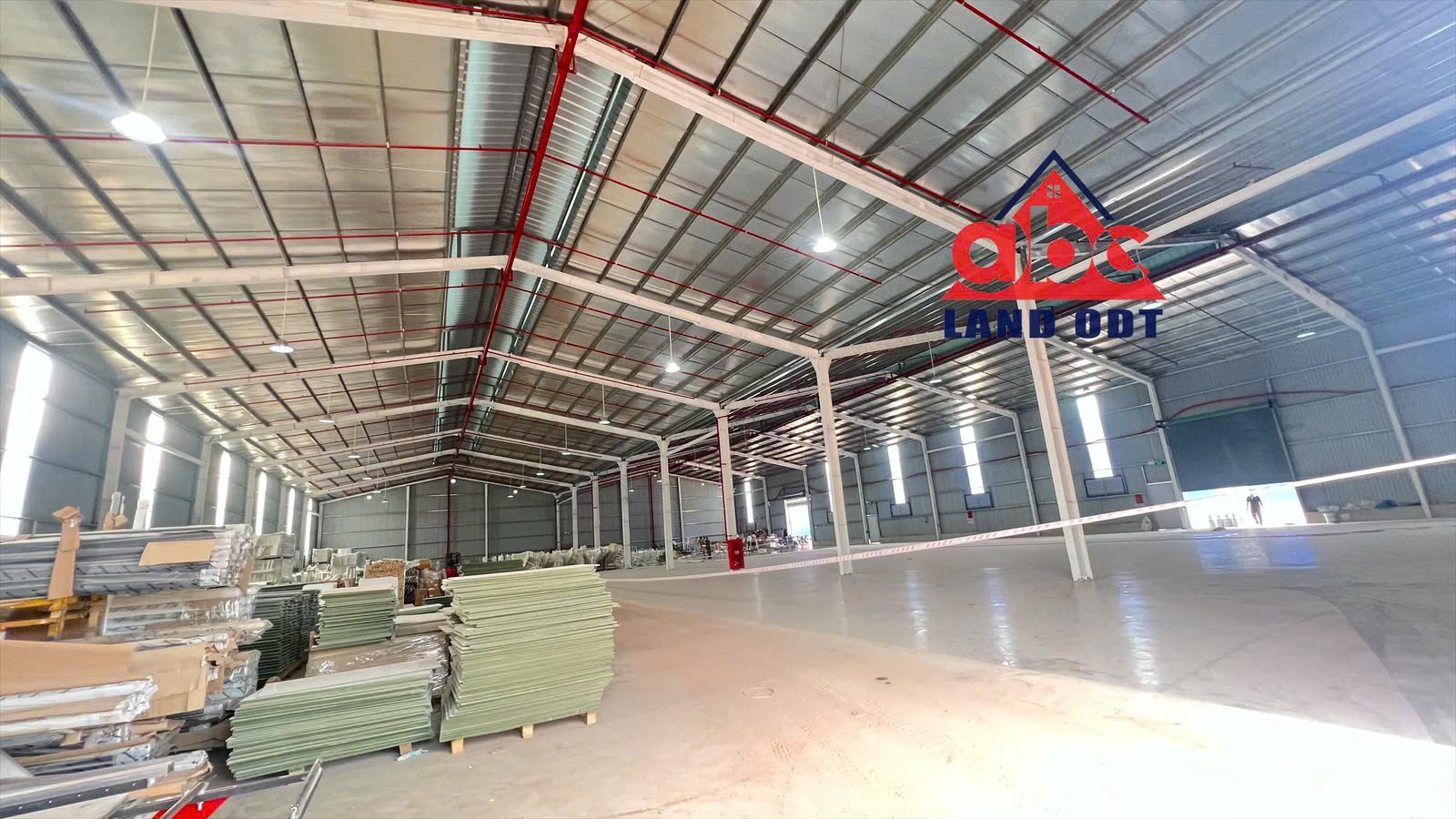 Nhà Xưởng sản xuất linh hoạt ngành nghề, kho lưu trữ, vận hành logistic. trống xưởng 15999414