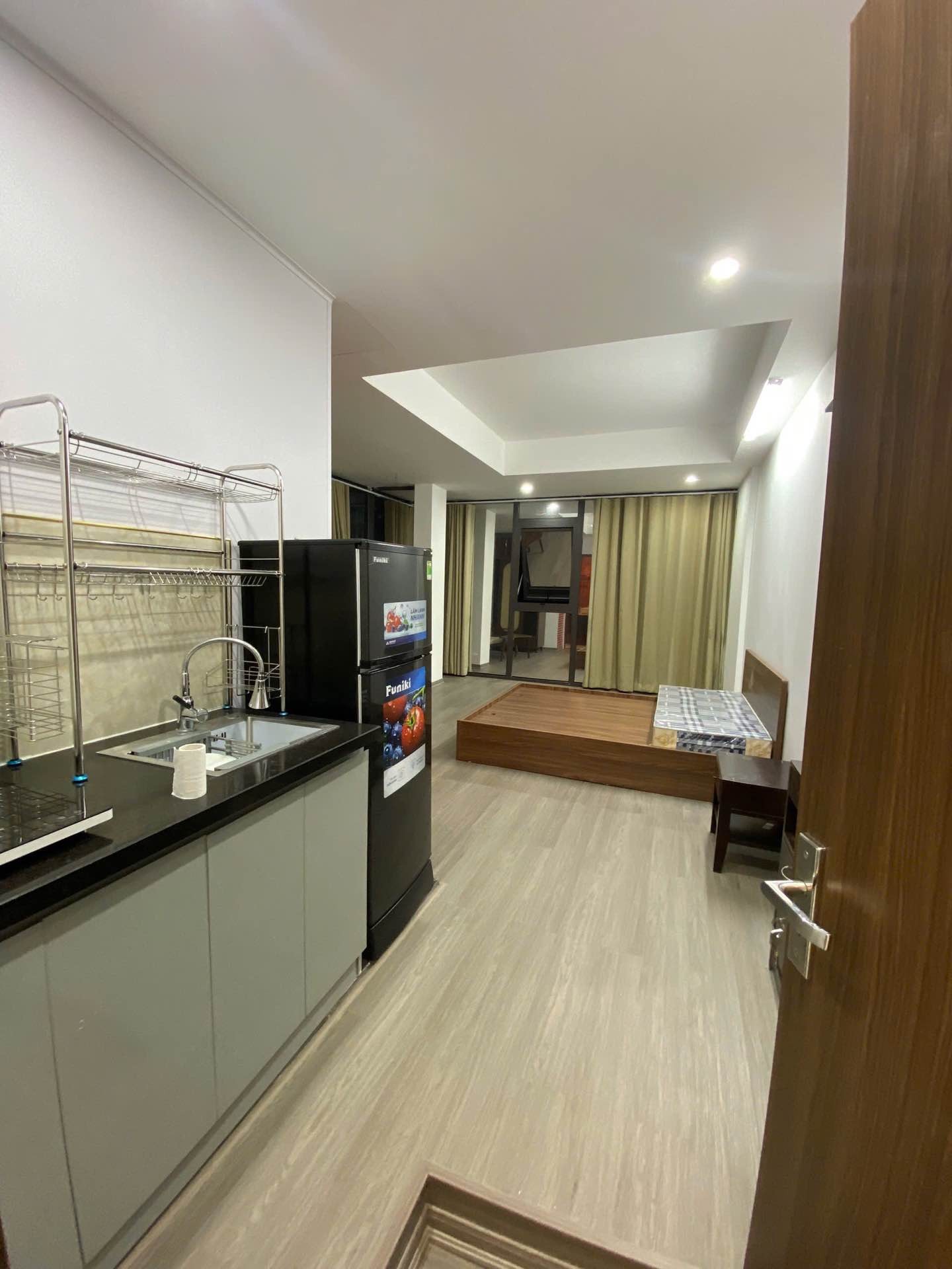 CẦU GIẤY: TẬP THỂ TẦNG 3 – ĐƯỜNG 11M – DÒNG TIỀN ĐỈNH 15999442