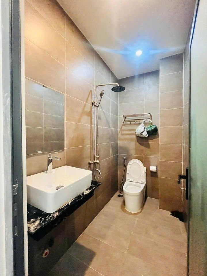 Cho thuê nhà 5 phòng An Sơn Phường 4 Đà Lạt 10 triệu/tháng 15999476