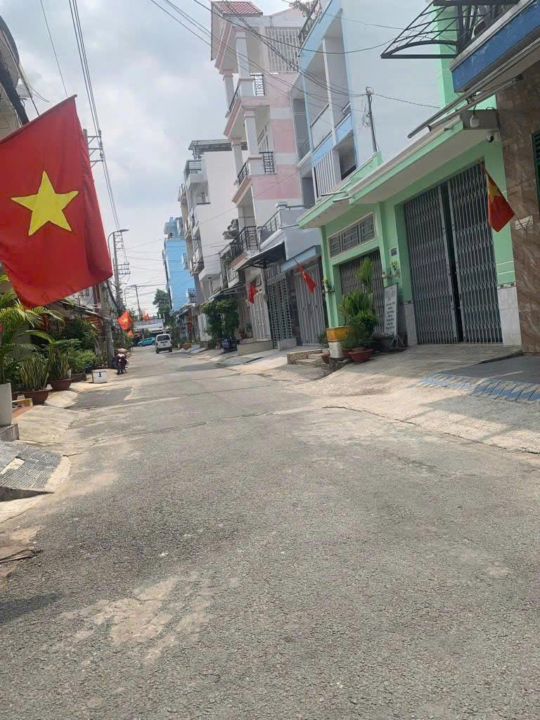 BÁN NHÀ NGAY CẦU GIAO KHẨU HÀ HUY GIÁP – TIỀM NĂNG XÂY 5–6 TẦNG KHAI THÁC DÒNG TIỀN 15999491
