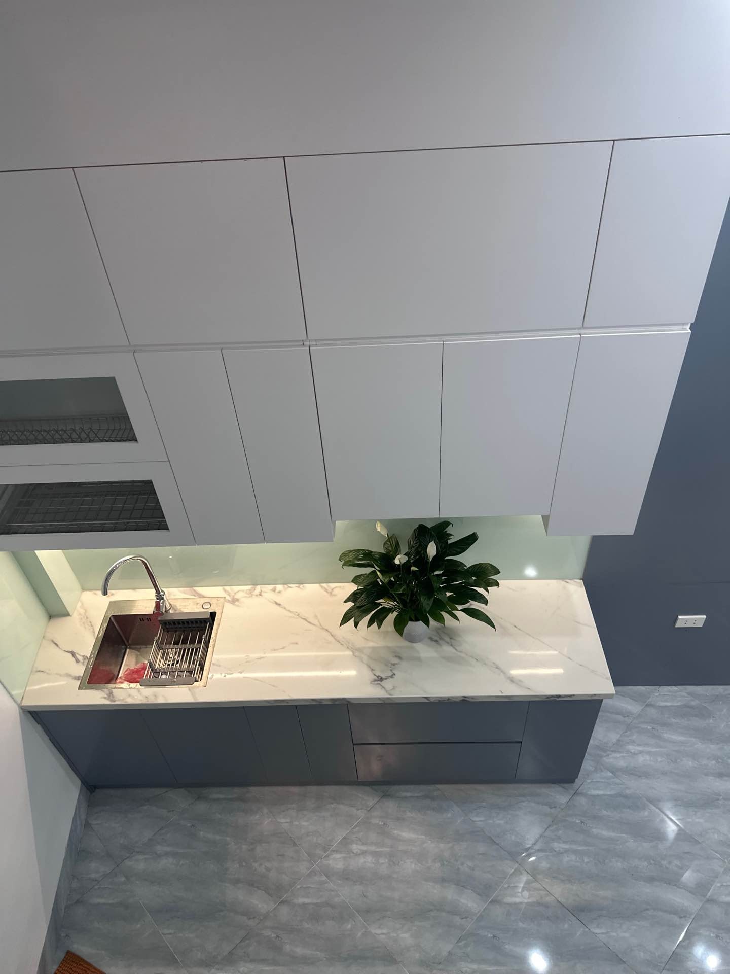Bán  nhà Hồ Ba Mẫu, quận Đống Đa 6x tỷ ,28m, ngõ gần ô tô , vị trí đẹp, full nội thất. 15999572