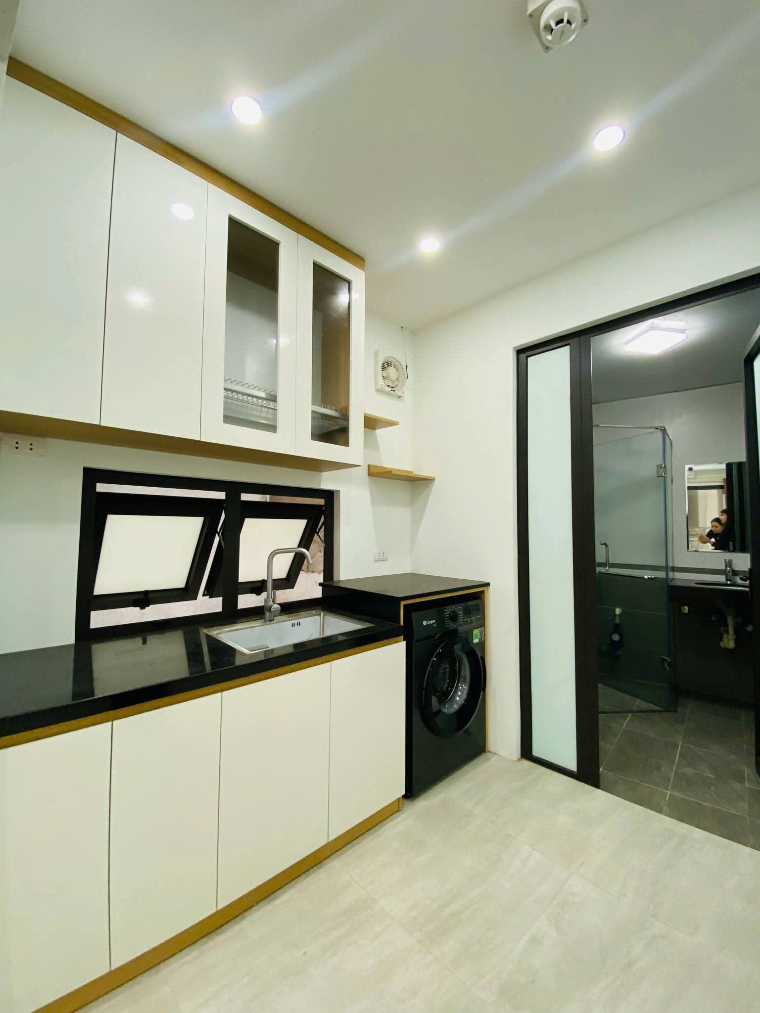 CHÍNH CHỦ CHO THUÊ PHÒNG ĐẸP ĐẦY ĐỦ TIỆN NGHI TẠI NGÕ PHỐ CỰ LỘC, PHƯỜNG THƯỢNG ĐÌNH, QUẬN THANH 15999573