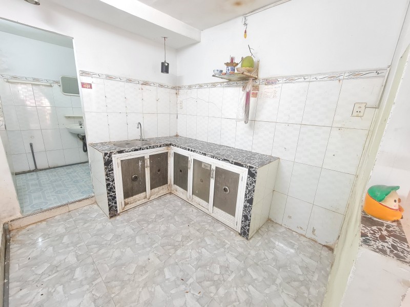 ♪ K 2.5m Thẳng thông thấy MT Ông Ích Khiêm, gần ĐH, 2 tầng cứng sạch, 2.x tỷ 15999689