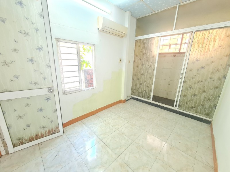 ♪ K 2.5m Thẳng thông thấy MT Ông Ích Khiêm, gần ĐH, 2 tầng cứng sạch, 2.x tỷ 15999689