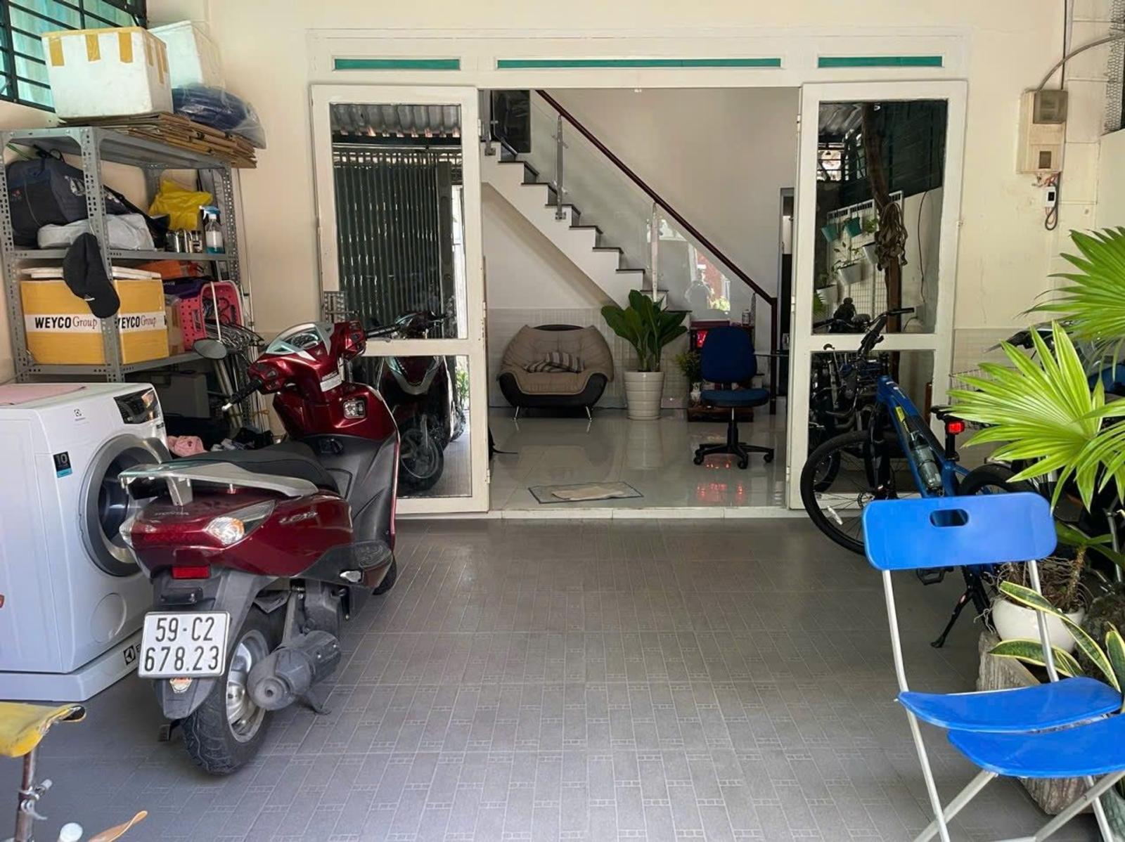 Nhà hẻm xe hơi Lâm Văn Bền Quận 7 ngang 5m vuông vức chủ cần tiền bán gấp 8,6 tỷ thương lượng. 15999699
