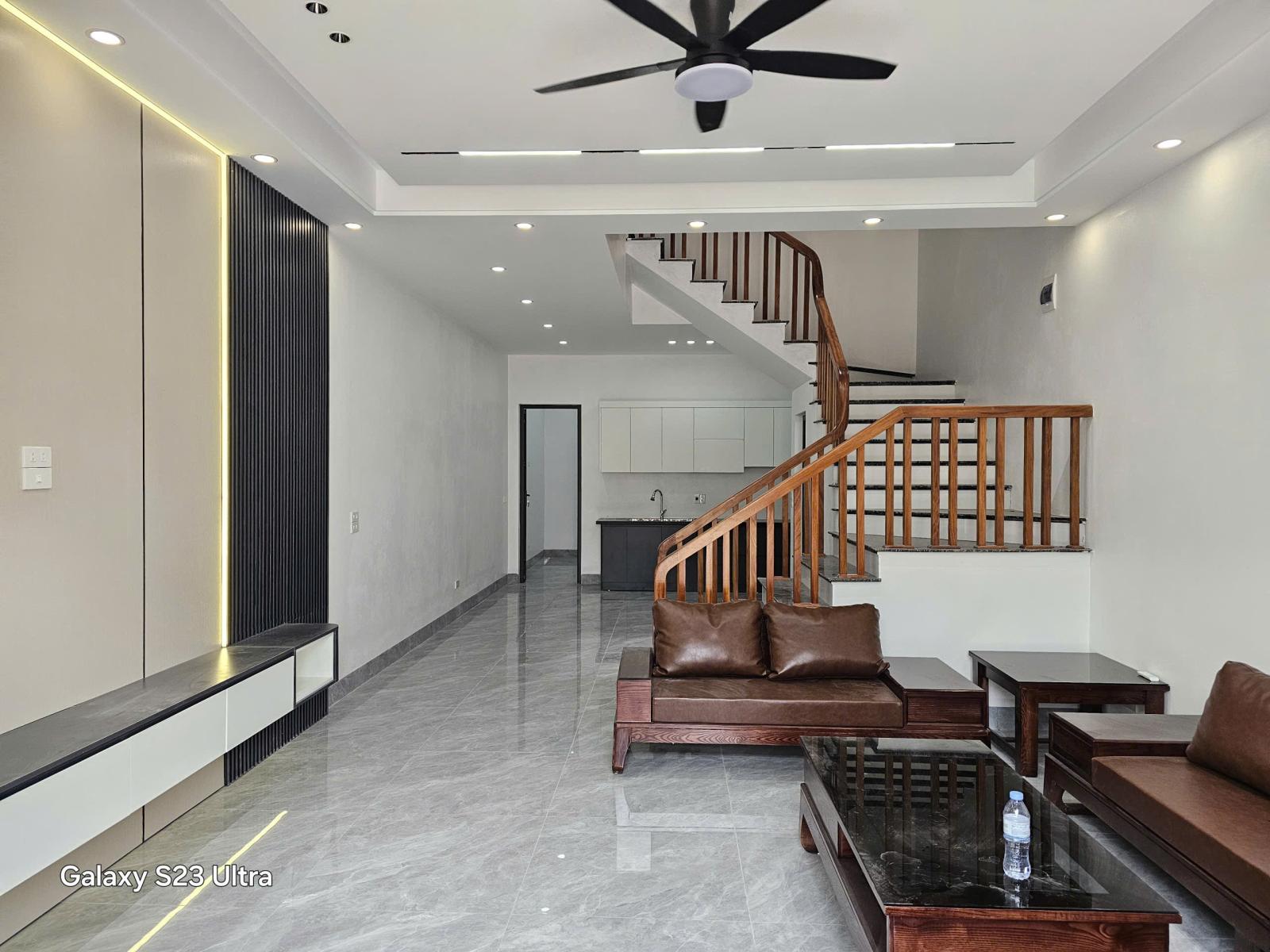 NHÀ CHÍNH CHỦ - GIÁ TỐT - Vị Trí Đẹp Tại Ngõ 51 Phạm Nhật Thuật, Phường Nam Hoa Lư, Ninh Bình 15999704