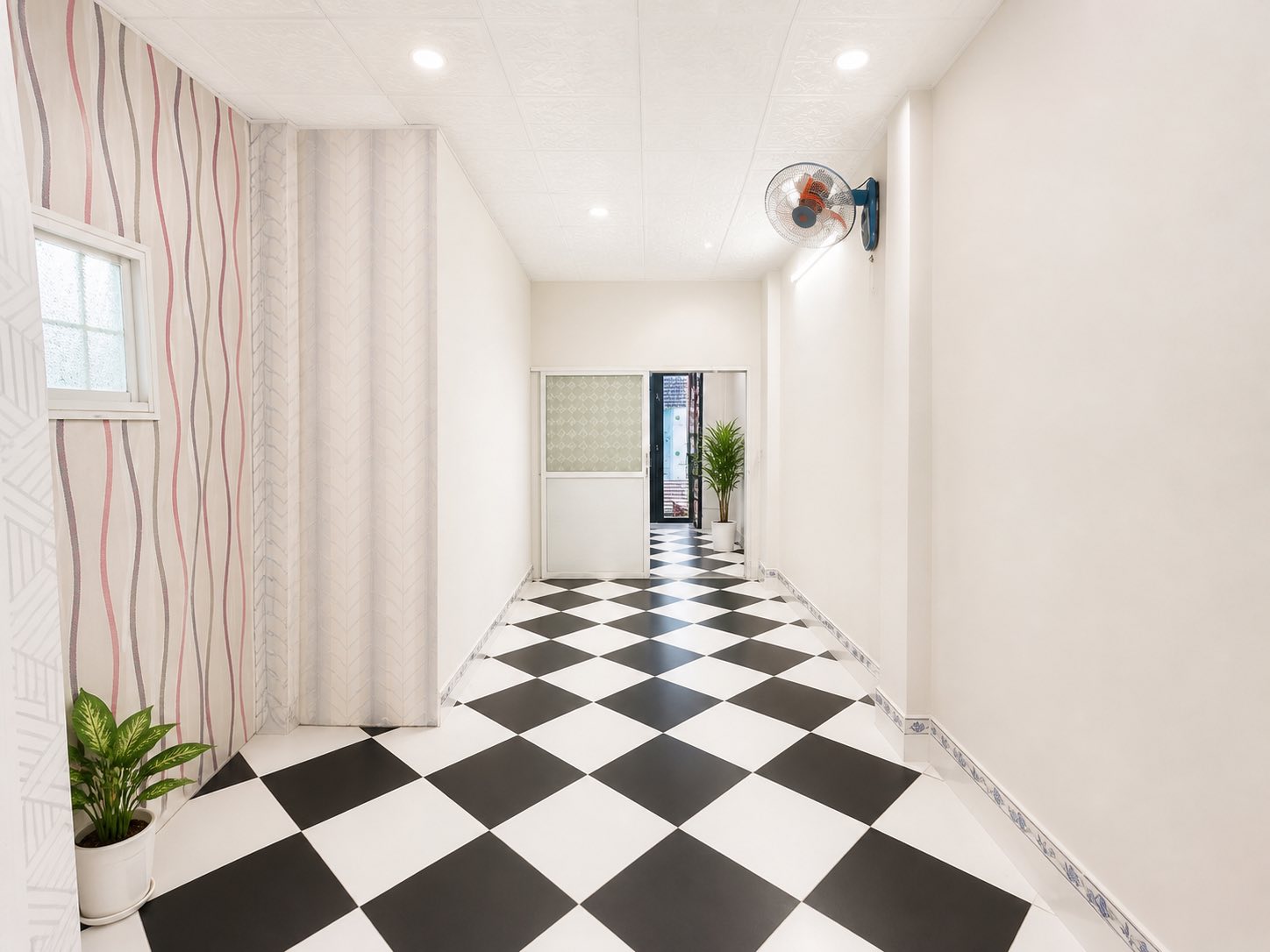 CHỈ 6.X TỶ SỞ HỮU NHÀ MẶT TIỀN KÊNH TÂN HOÁ – KINH DOANH ĐỈNH – 45M² 3 TẦNG 15999741