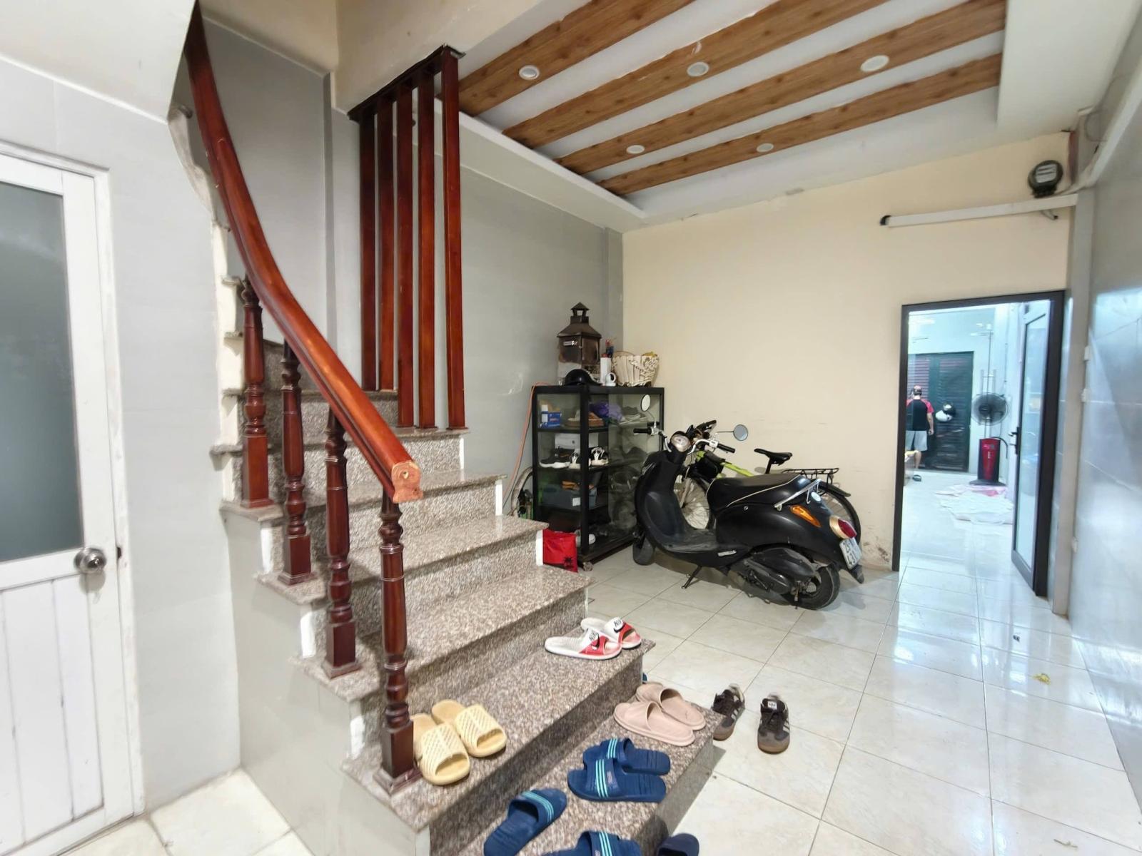 CẦN BÁN NHÀ NHÂN HOÀ, THANH XUÂN, 48M2 5T, PHÂN LÔ 2 MẶT NGÕ, AN SINH TỐT, NHỈNH 12 TỶ 15999743