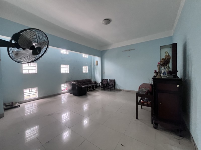 ♥ MT Phạm Văn Nghị gần Chợ Tân Lập, 165m2, ngang 11m, 3 tầng cứng 15999765