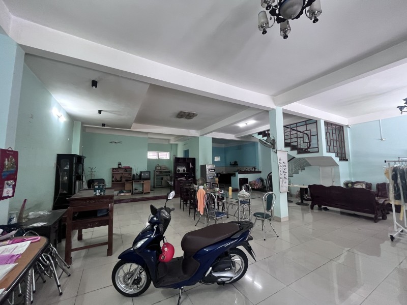 ♥ MT Phạm Văn Nghị gần Chợ Tân Lập, 165m2, ngang 11m, 3 tầng cứng 15999765