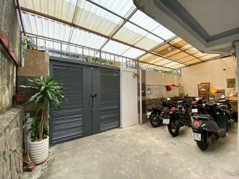 Bán nhà hẻm 8m Ung Văn Khiêm - giao Nguyễn Gia Trí, 8x17m, 3 Tầng - 10PN, hạ 22,9 tỷ. 15999789