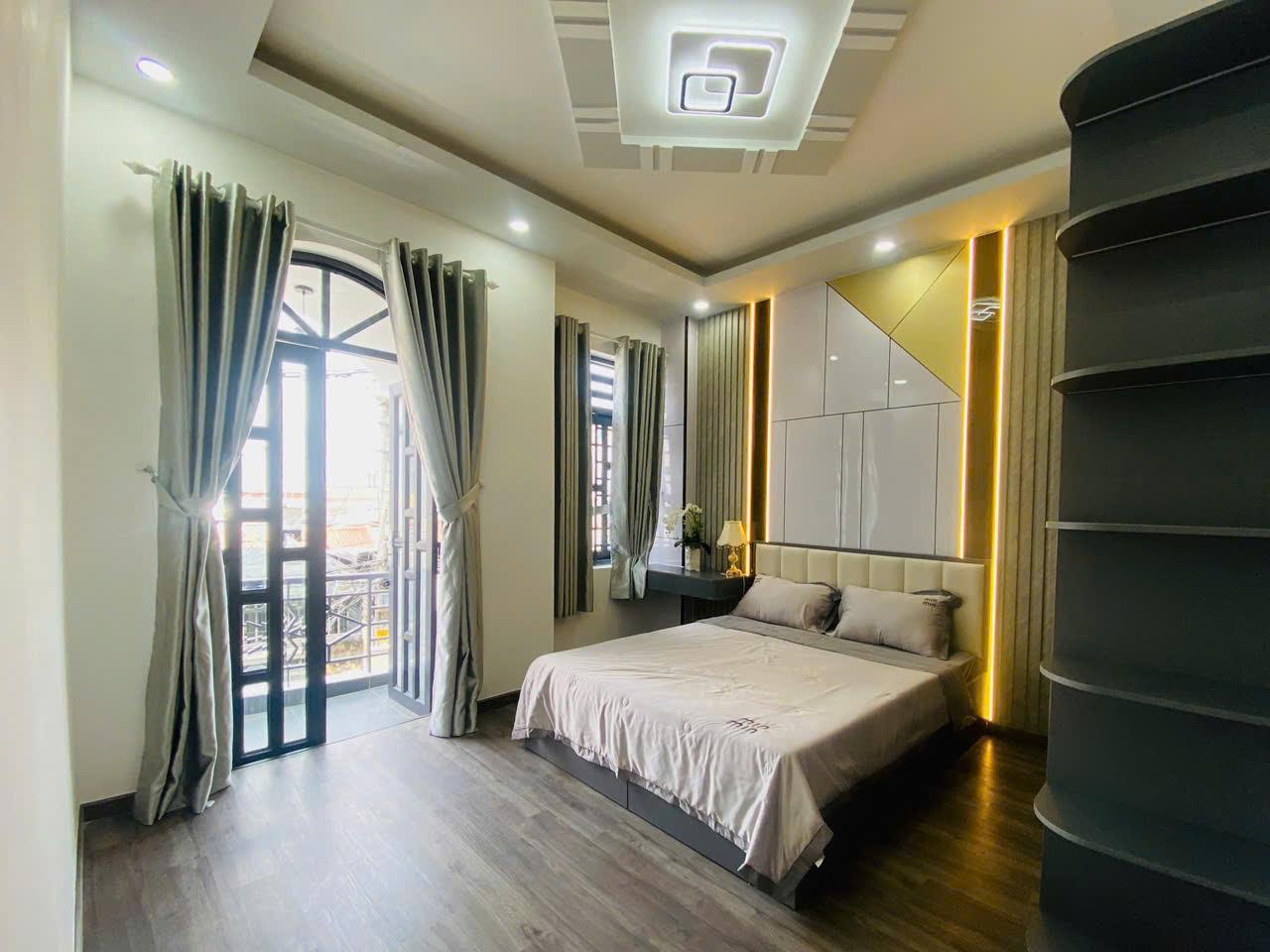 Chú Minh cần bán căn nhà hẻm Huỳnh Tấn Phát mới ởi, nhà 3 tầng, giá 6.35 tỷ 15999800