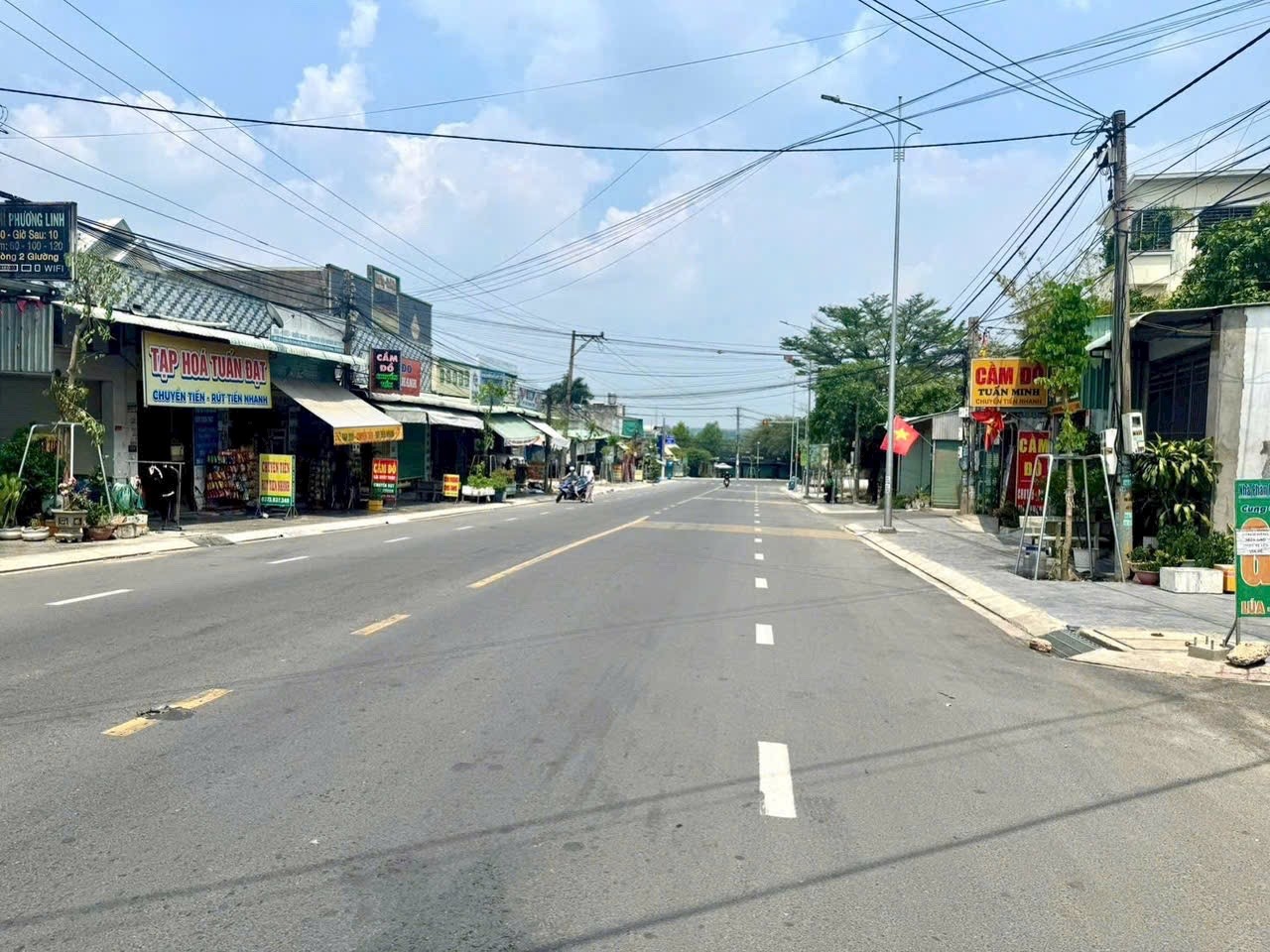 BÁN NHÀ XƯỞNG GÓC 2 MẶT TIỀN – DÒNG TIỀN SẴN Vị trí: Nguyễn Thị Tươi – Dĩ An, tỉnh Bình Dương 15999836