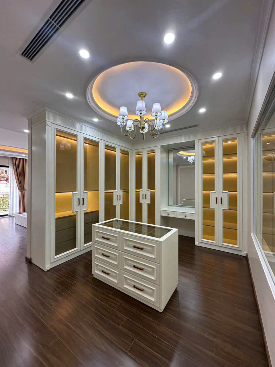 NHÀ ĐẸP Ở NGAY TẠI KHU PHÂN LÔ QUÂN ĐỘI 918- PHÚC ĐỒNG- LONG BIÊN 8 Tầng- 86m2 X 26 TỶ. 15999898