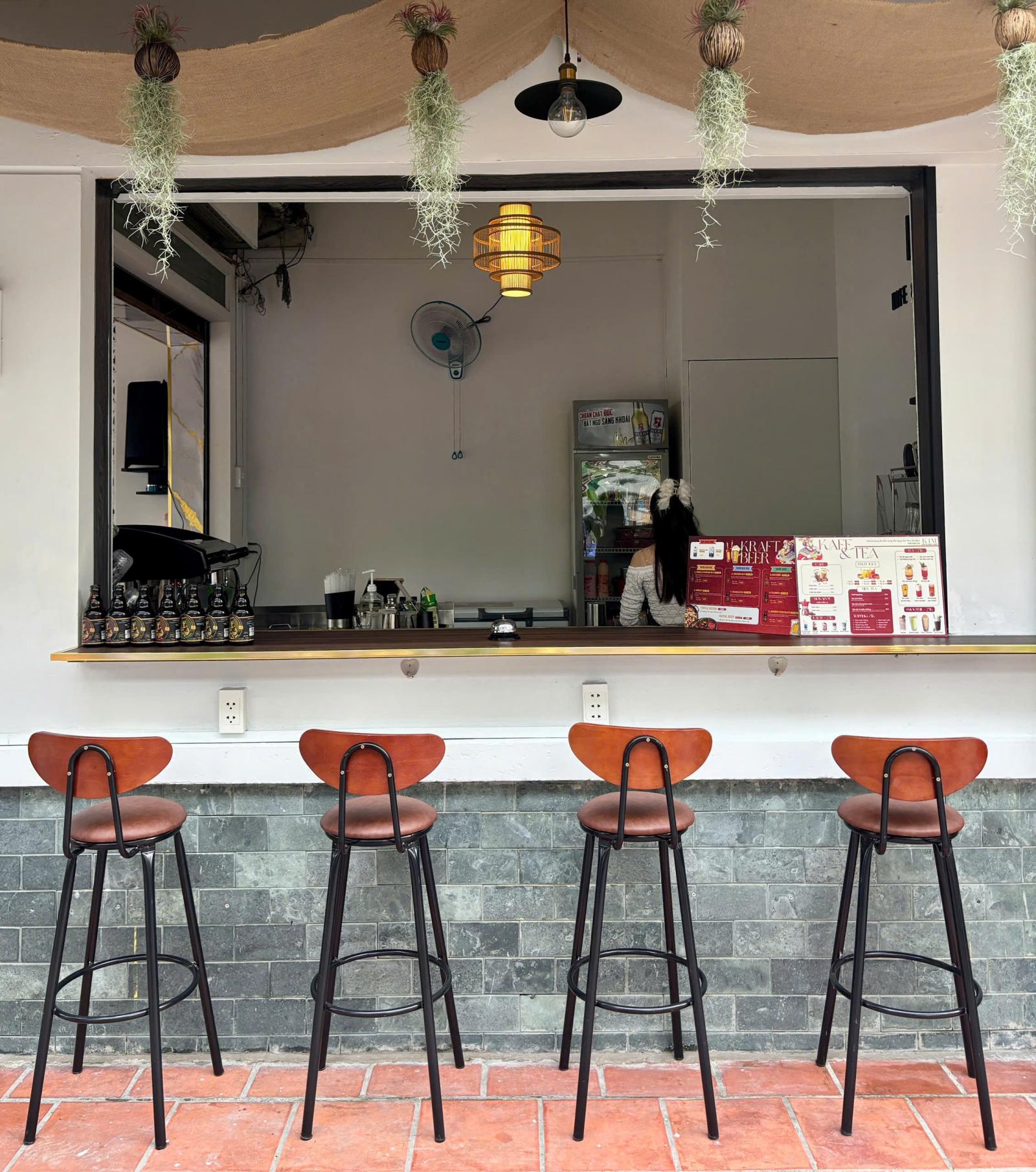Sang quán cafe xinh góc 2 mặt tiền núp hẻm ngay ngã tư – Phường Tân Quý, Tân Phú. 15999999