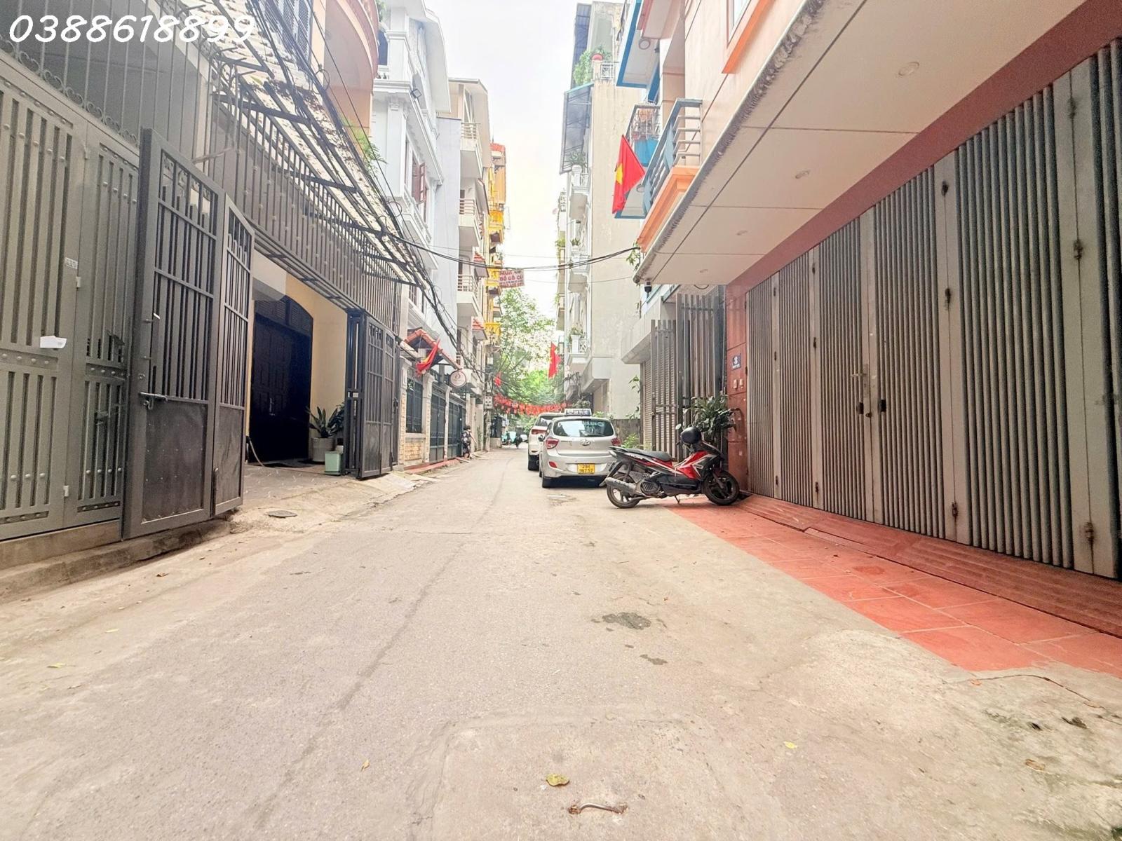 🏡 PHÂN LÔ TRẦN QUỐC HOÀN - CẦU GIẤY - Ô TÔ TRÁNH DỪNG ĐỖ - HAI MẶT THOÁNG - DÂN TRÍ CAO - Ở CỰC 16000000