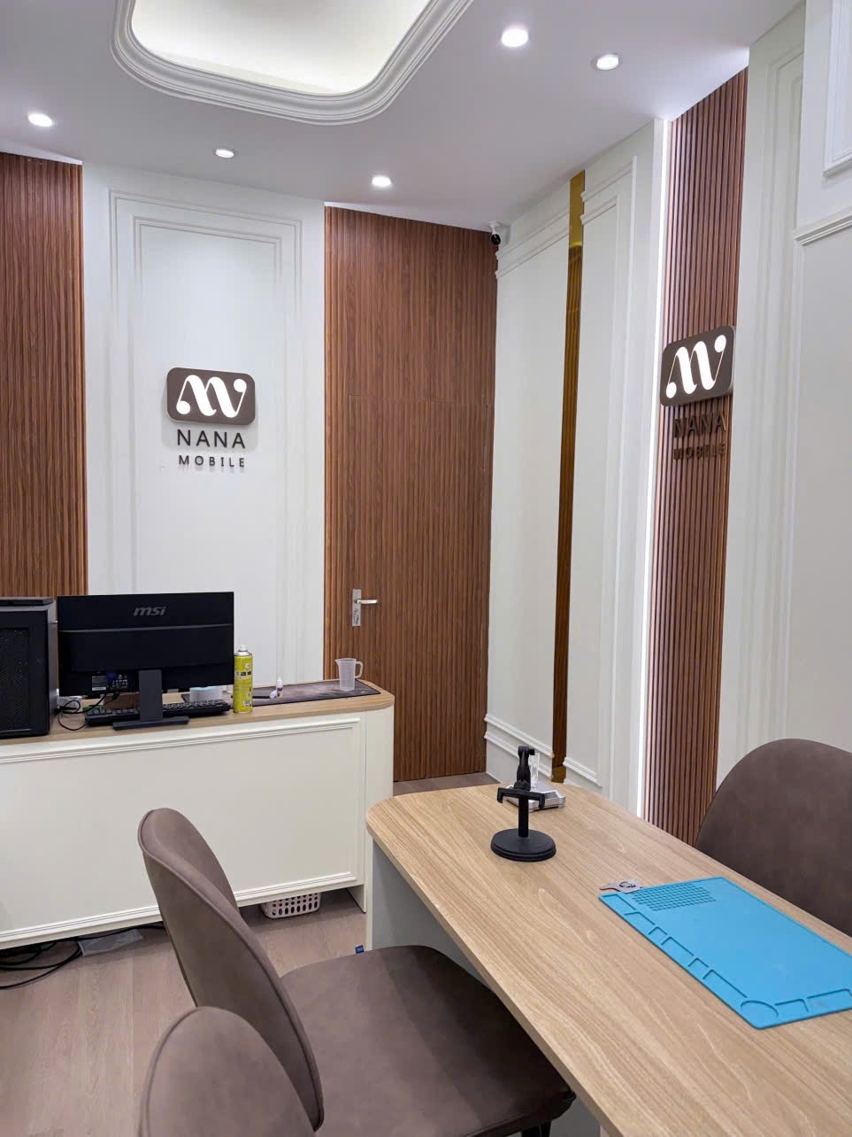 MẶT BẰNG ĐẸP- GIÁ TỐT Sang Nhượng Gấp Cửa Hàng Điện Thoại Tại 71 Trung Liệt - Đống Đa- Hà Nội 16000003