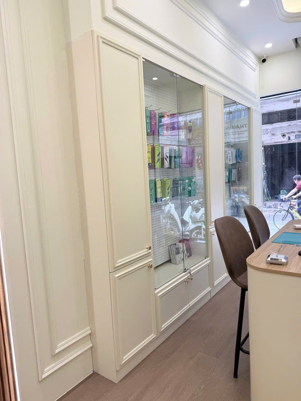 MẶT BẰNG ĐẸP- GIÁ TỐT Sang Nhượng Gấp Cửa Hàng Điện Thoại Tại 71 Trung Liệt - Đống Đa- Hà Nội 16000003
