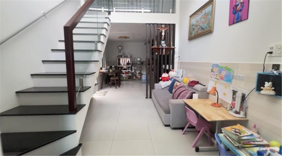 NHÀ GIÁ TỐT – 70M² – Ở NGAY - 3.35 Tỷ - Gần chợ Tam Bình - Chung cư Saigon Avenue 16000006