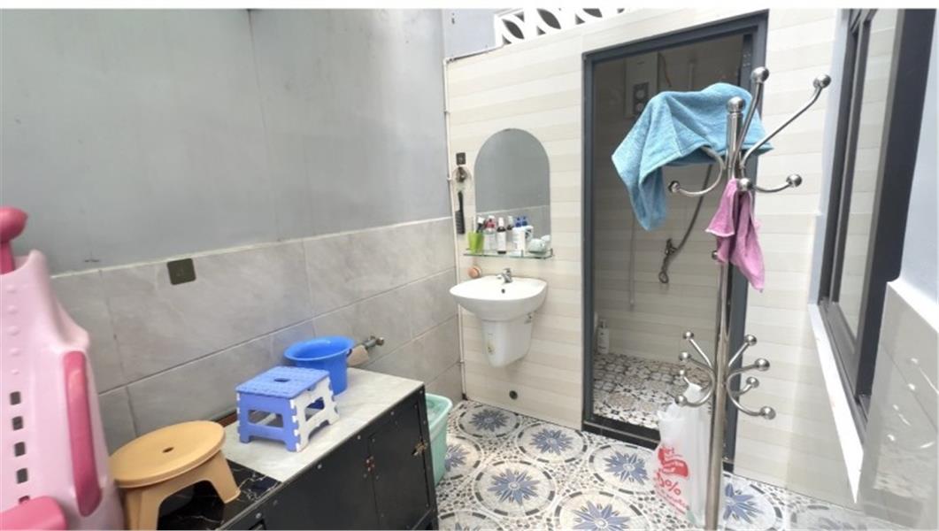 NHÀ GIÁ TỐT – 70M² – Ở NGAY - 3.35 Tỷ - Gần chợ Tam Bình - Chung cư Saigon Avenue 16000006