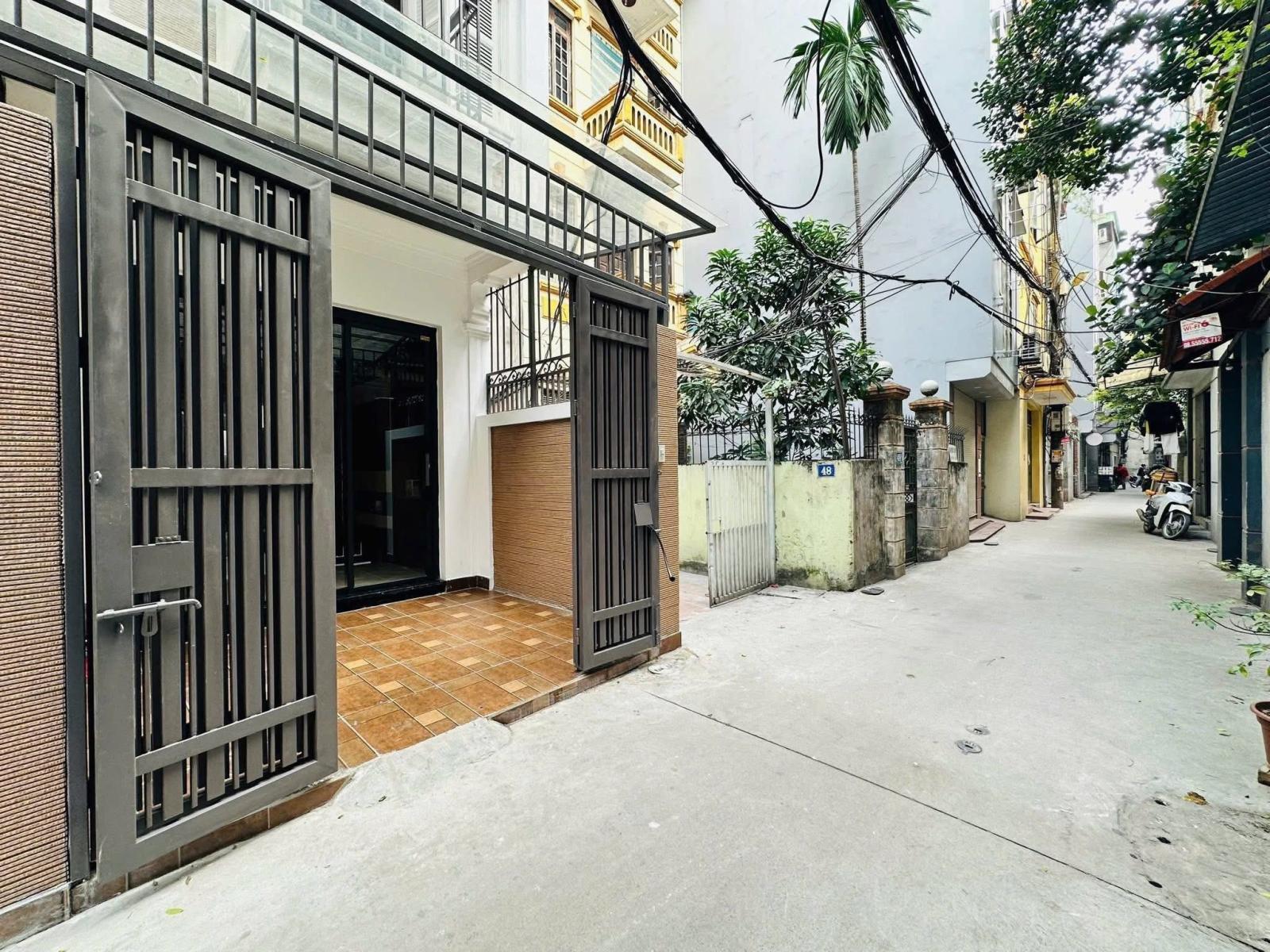 Bán nhà phố Nguyễn Khánh Toàn, Cầu Giấy, ô tô qua nhà, lô góc 2 thoáng, 50m, 14.8 tỷ 16000010