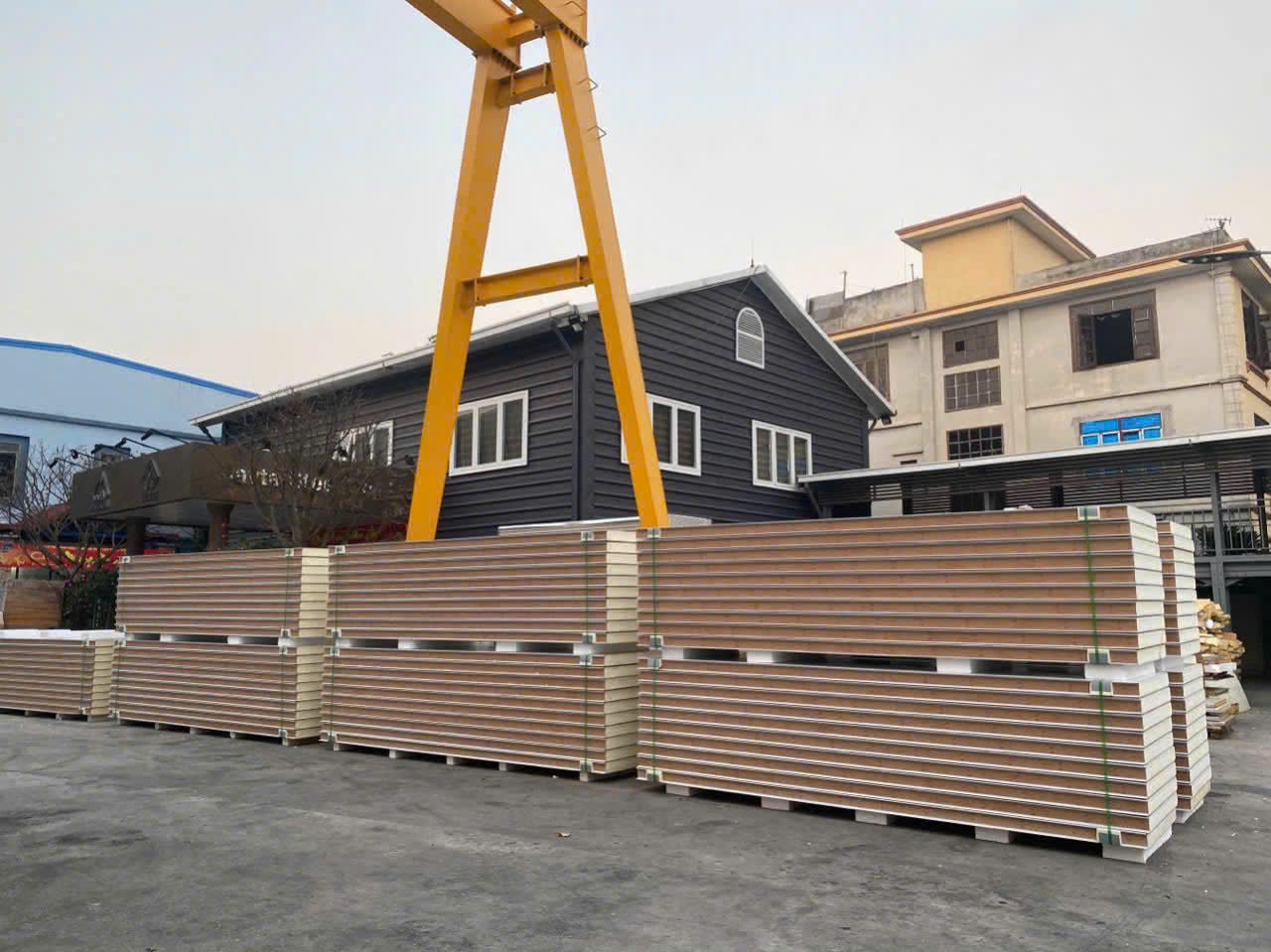 CẦN CHUYỂN NHƯỢNG  – NHÀ MÁY HOẠT ĐỘNG SẴN TẠI: 16000045