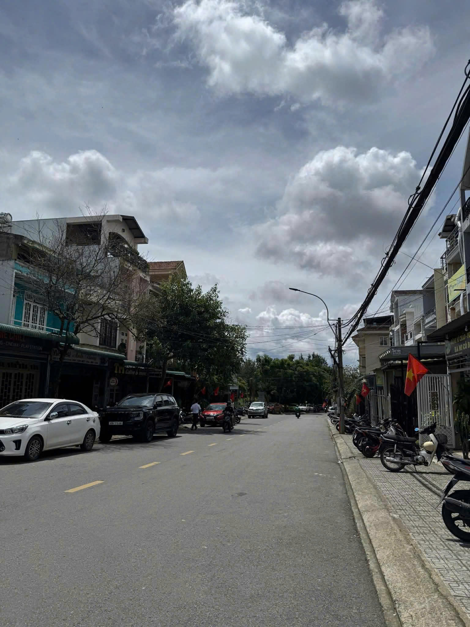 CHO THUÊ NHÀ NGUYÊN CĂN ĐƯỜNG NGUYỄN LƯƠNG BẰNG- ĐÀ LẠT 16000051