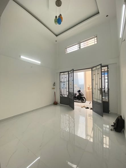 NHÀ HẺM NGUYỄN THỊ THẬP - CHỈ CÁCH 100 BƯỚC CHÂN RA MẶT TIỀN ĐƯỜNG NGUYỄN THỊ THẬP - GIÁ CHỈ HƠN 16000057