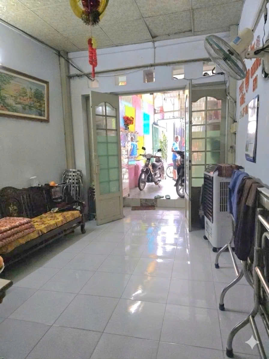 Nhỉnh 3 tỏi❌️ 4 × 14 ❌️.ko quy hoạch Hẻm sach sẽ yên tĩnh. sổ riêng Huỳnh Tấn Phát sát vách Phú Mỹ 16000063