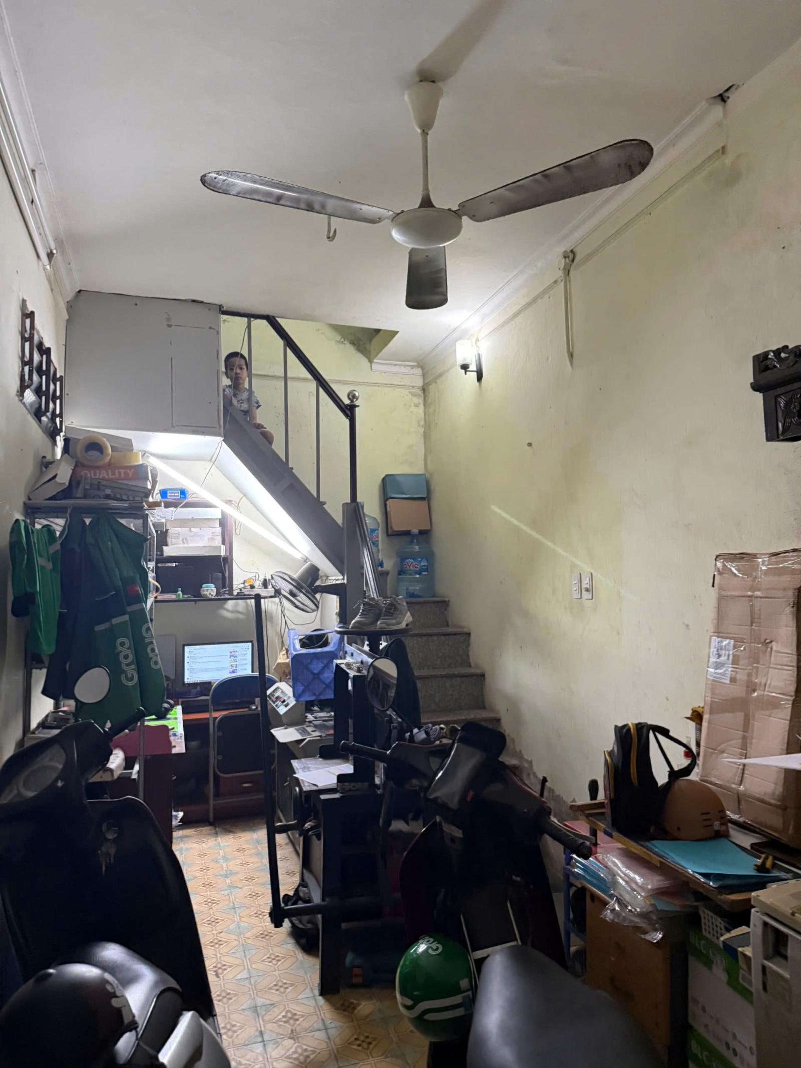 Chính chủ cần bán nhà riêng cực hiếm tại ngõ 402 phố Bạch Mai – vị trí trung tâm, thuận tiện di 16000143